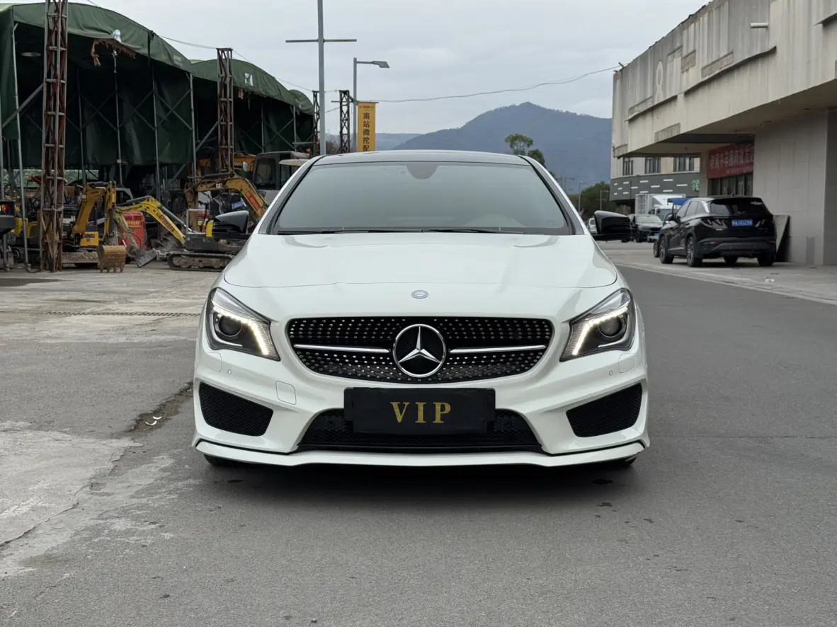 Mercedes-Benz CLA (Imported)  из Китая