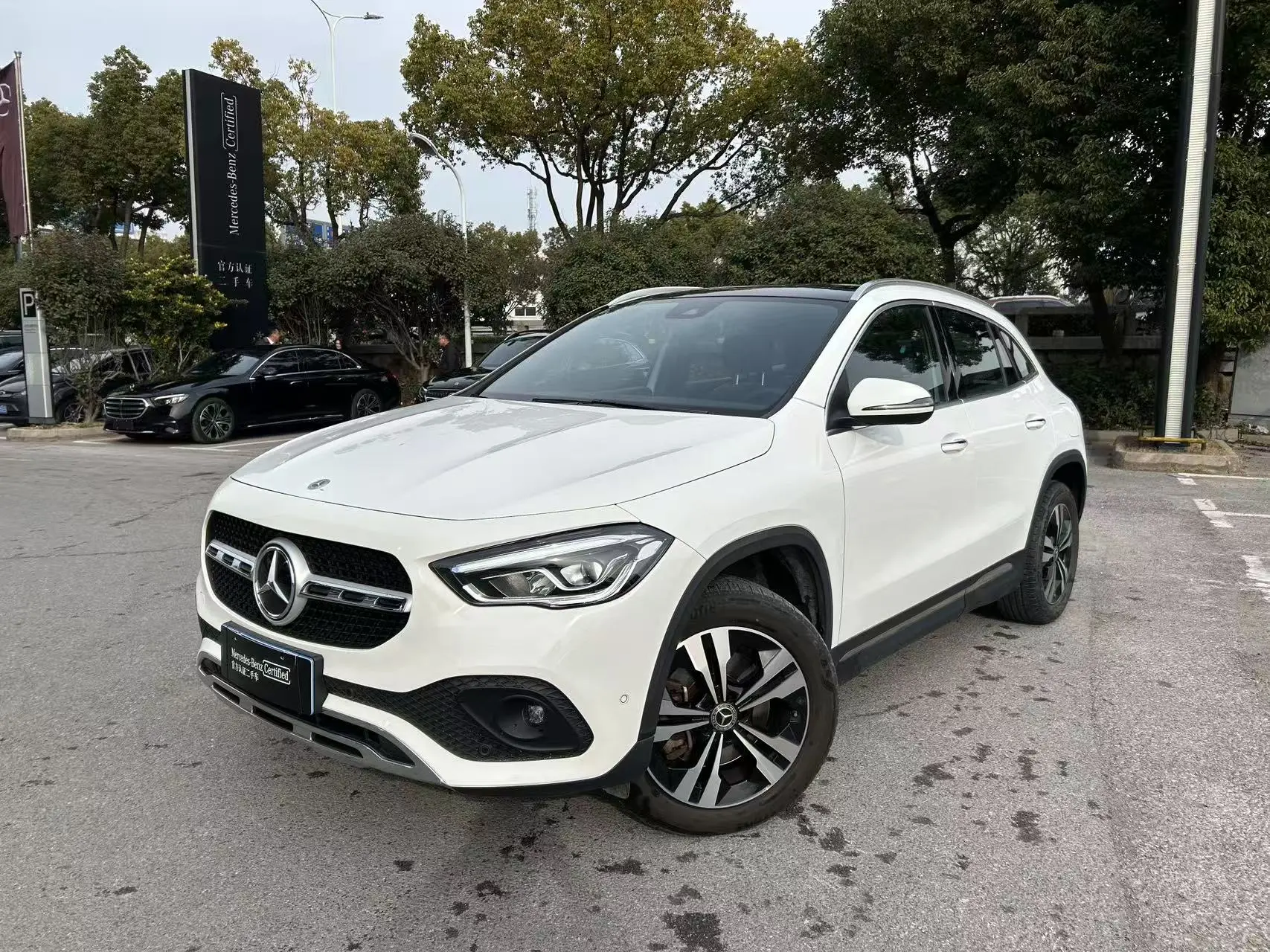 Mercedes-Benz GLA  из Китая