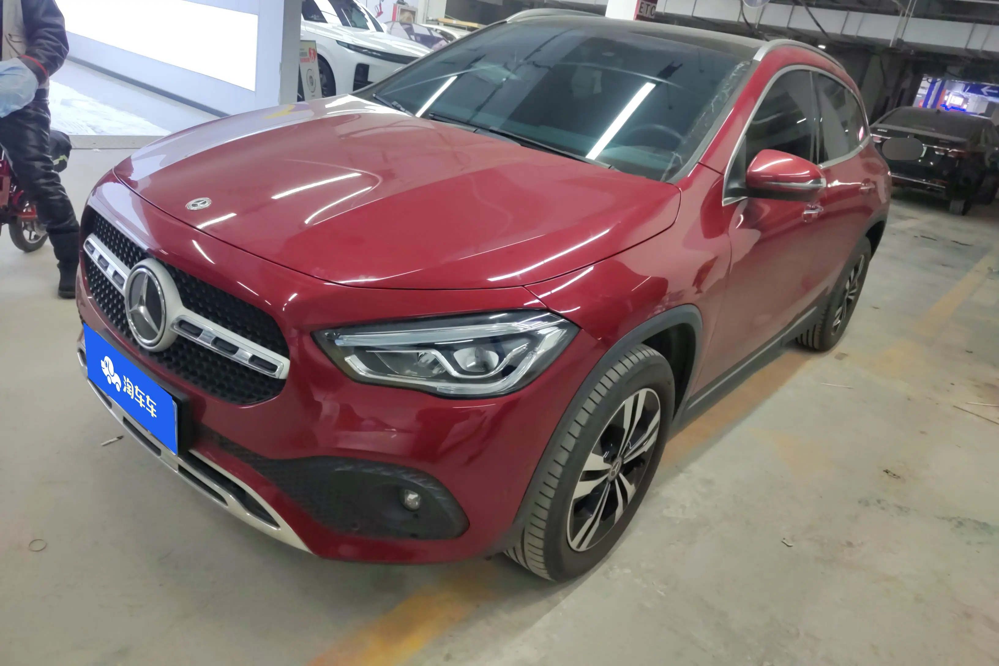 Mercedes-Benz GLA  из Китая
