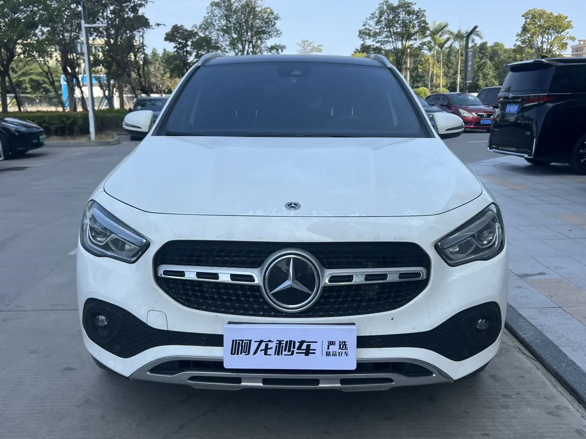 Mercedes-Benz GLA  из Китая