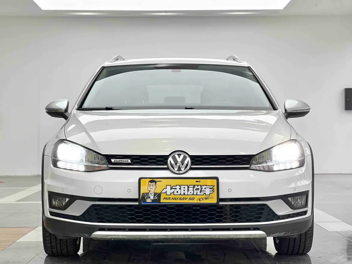 Volkswagen Golf  из Китая