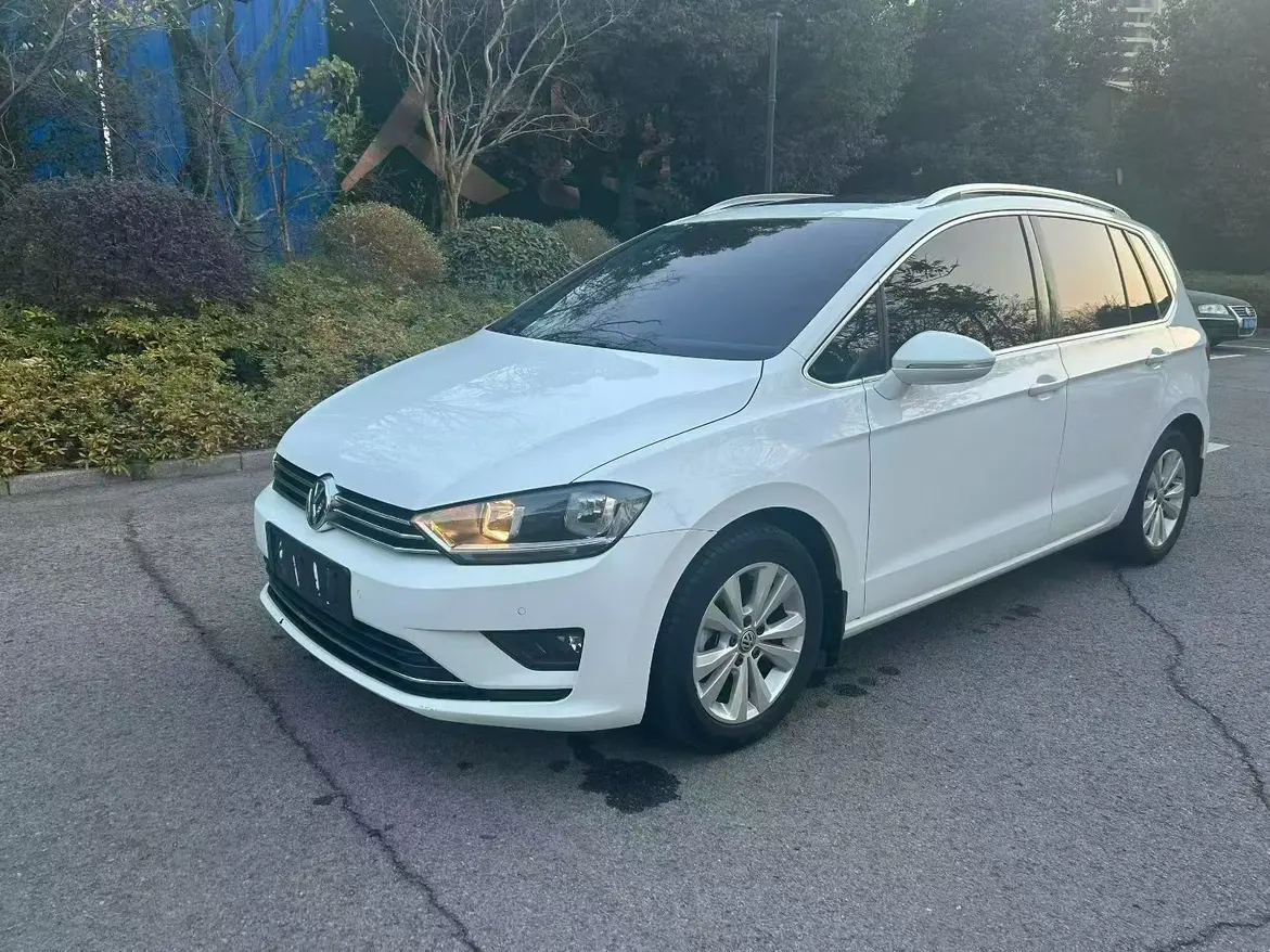 Volkswagen Golf·Jialu  из Китая