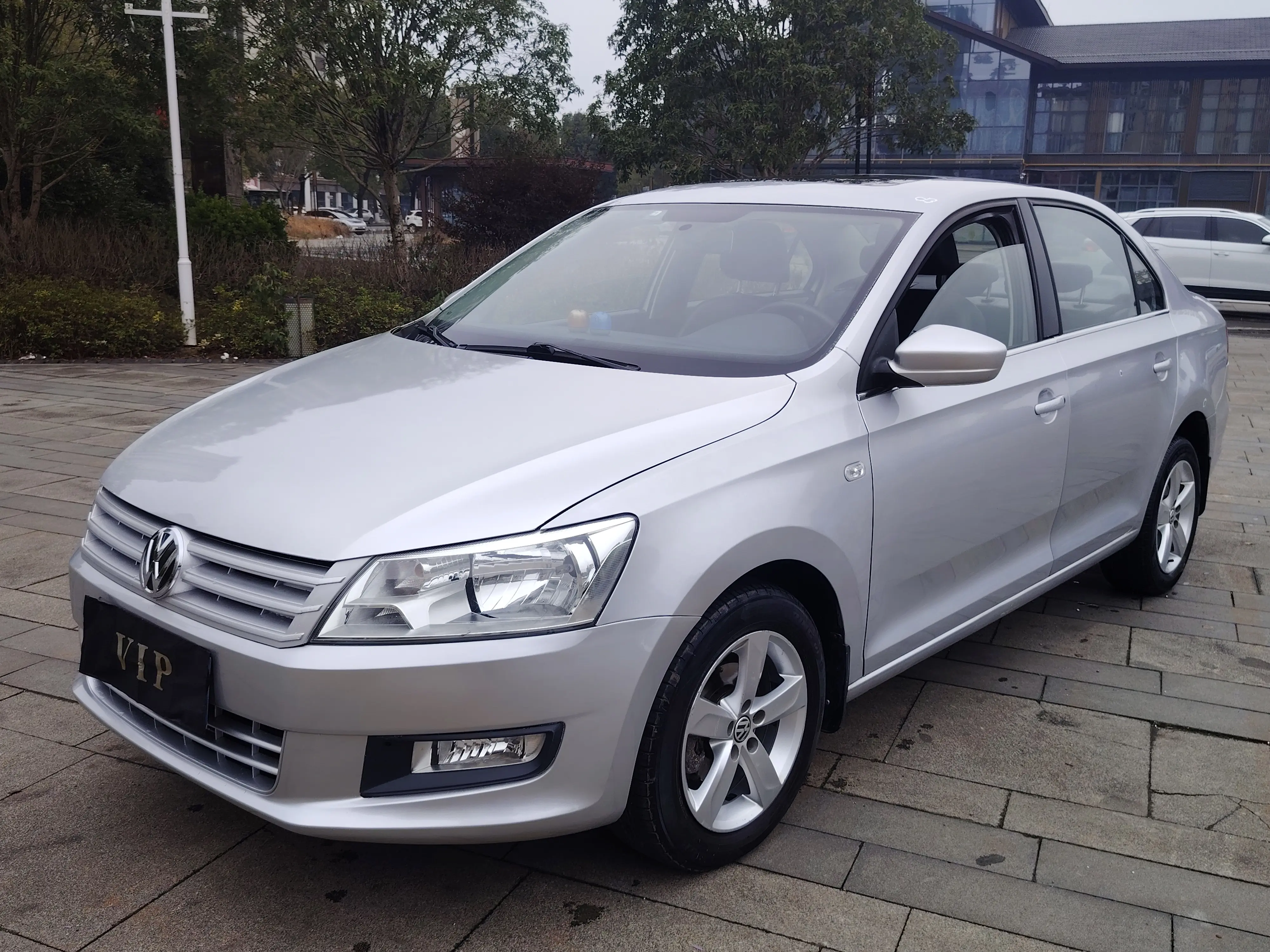 Volkswagen Santana  из Китая