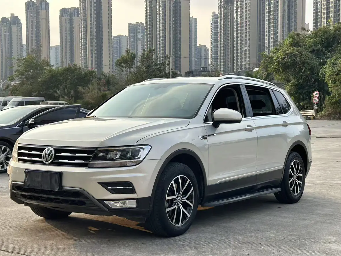 Volkswagen Tiguan L  из Китая
