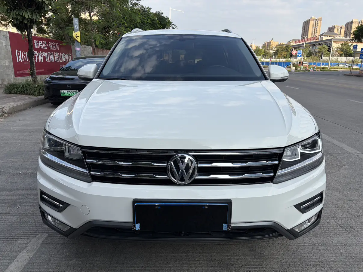 Volkswagen Tiguan L  из Китая