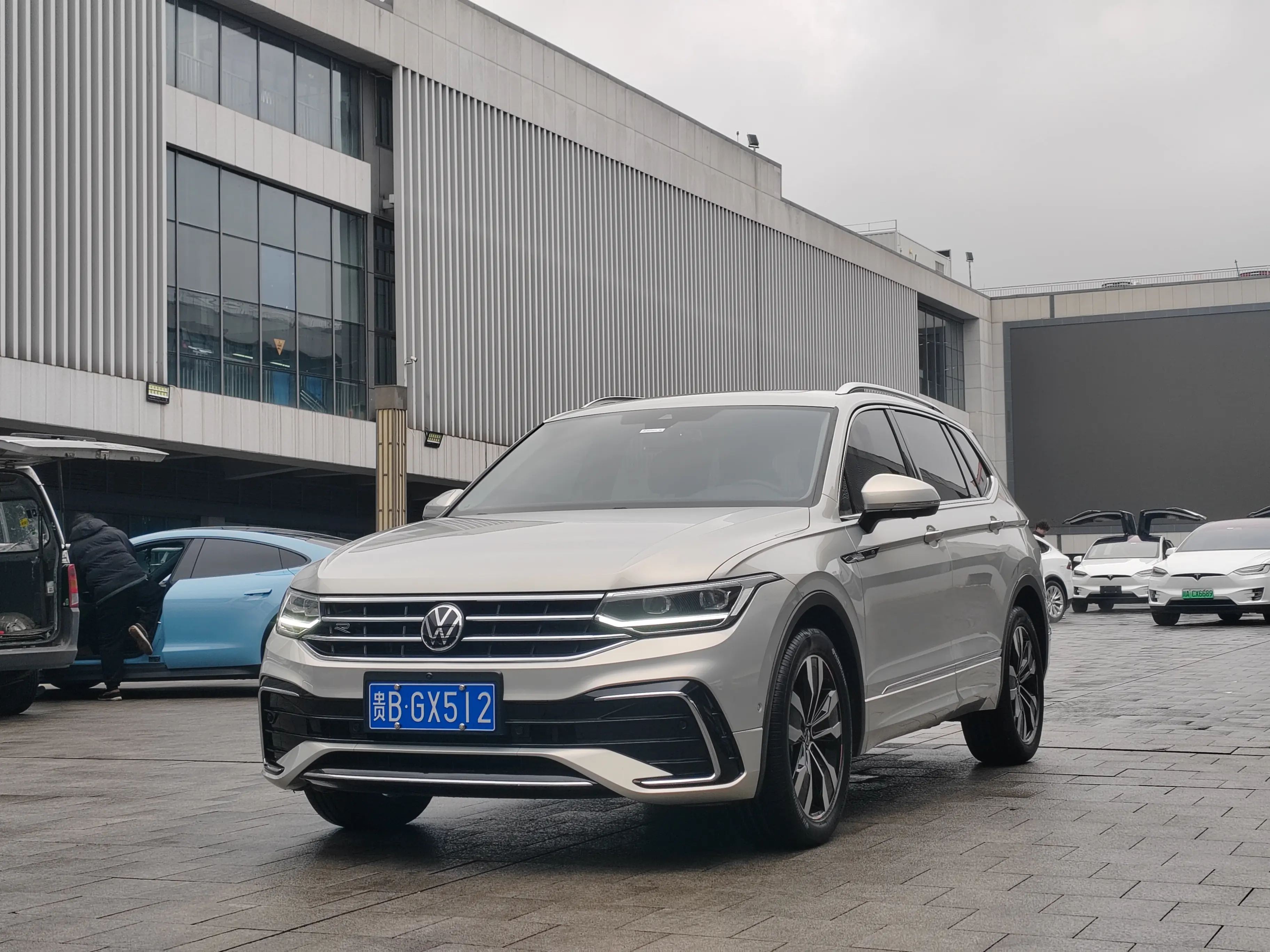 Volkswagen Tiguan L  из Китая