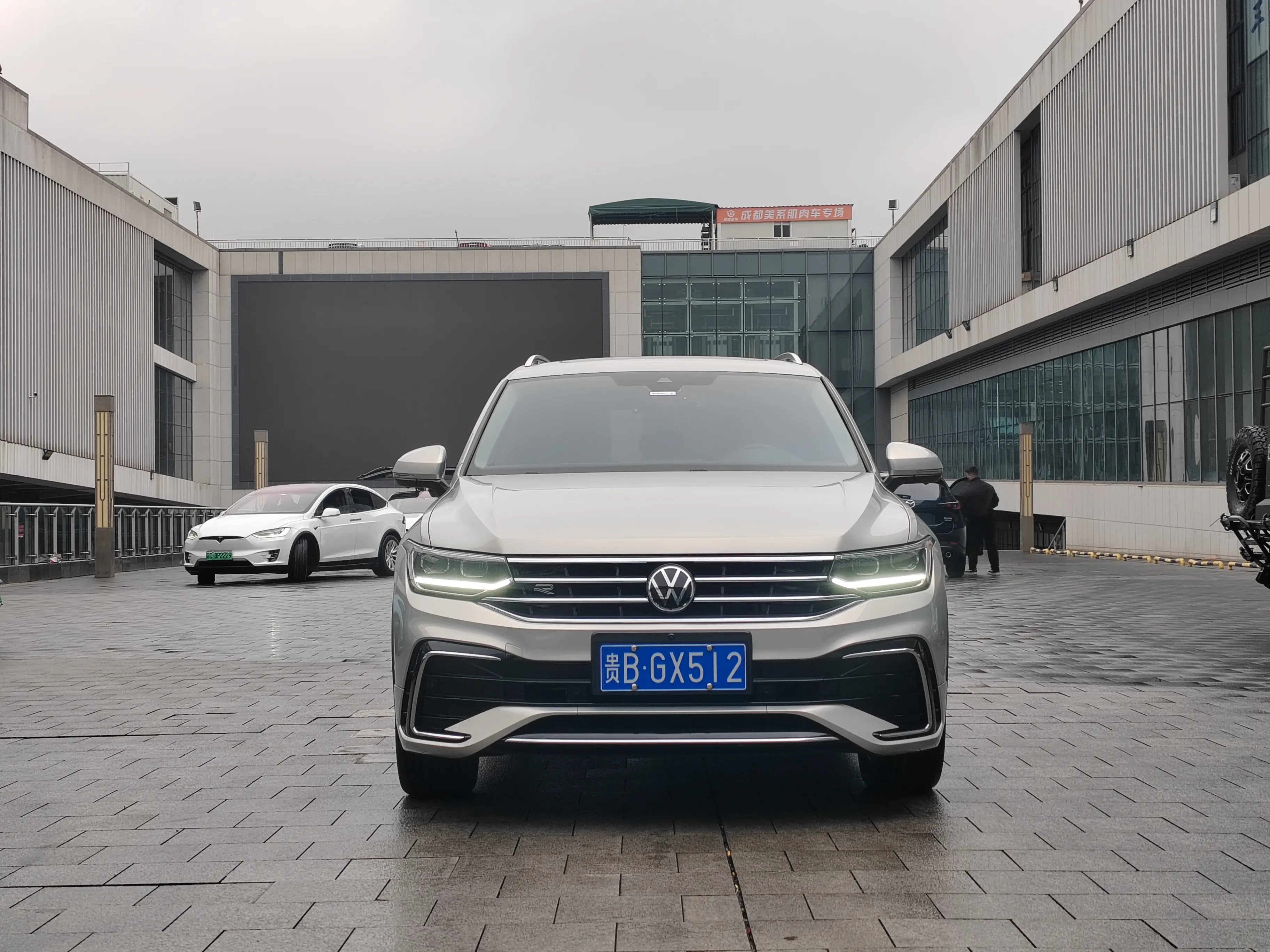 Volkswagen Tiguan L  из Китая