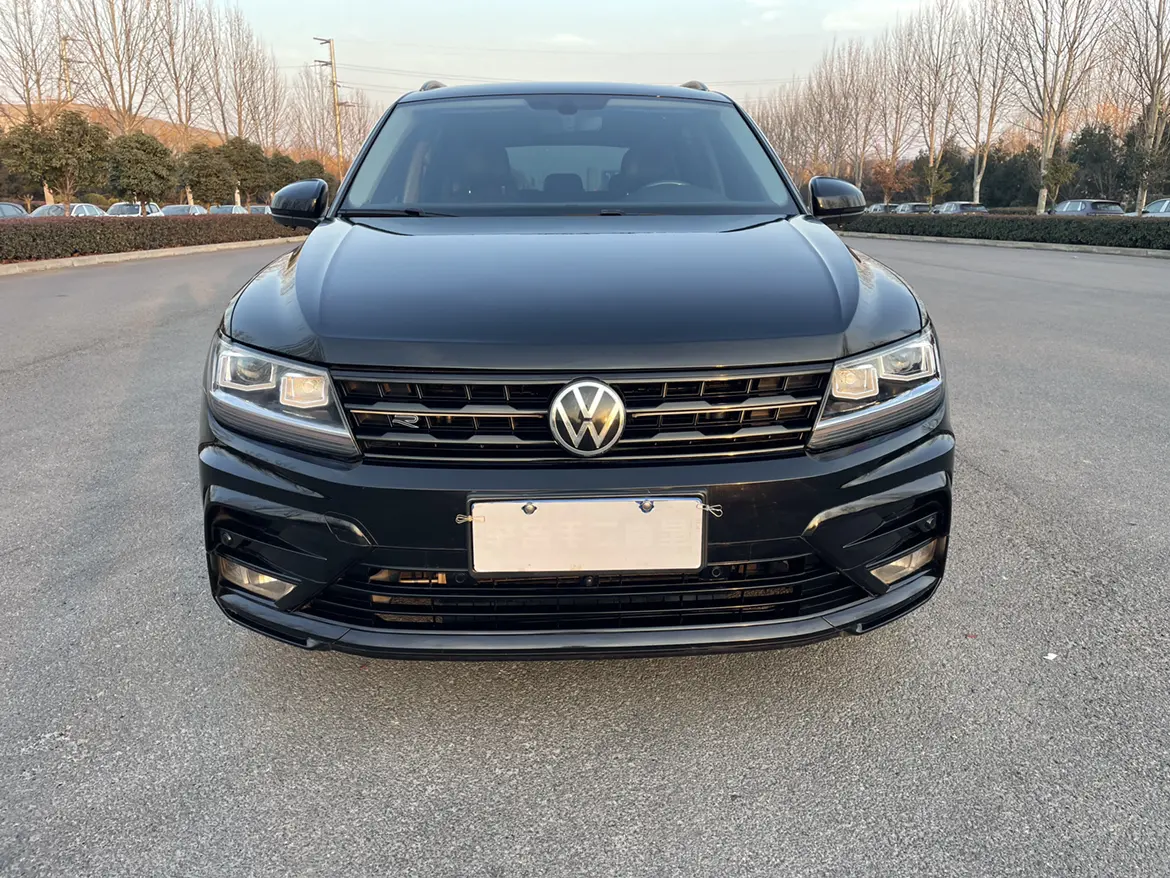 Volkswagen Tiguan L  из Китая