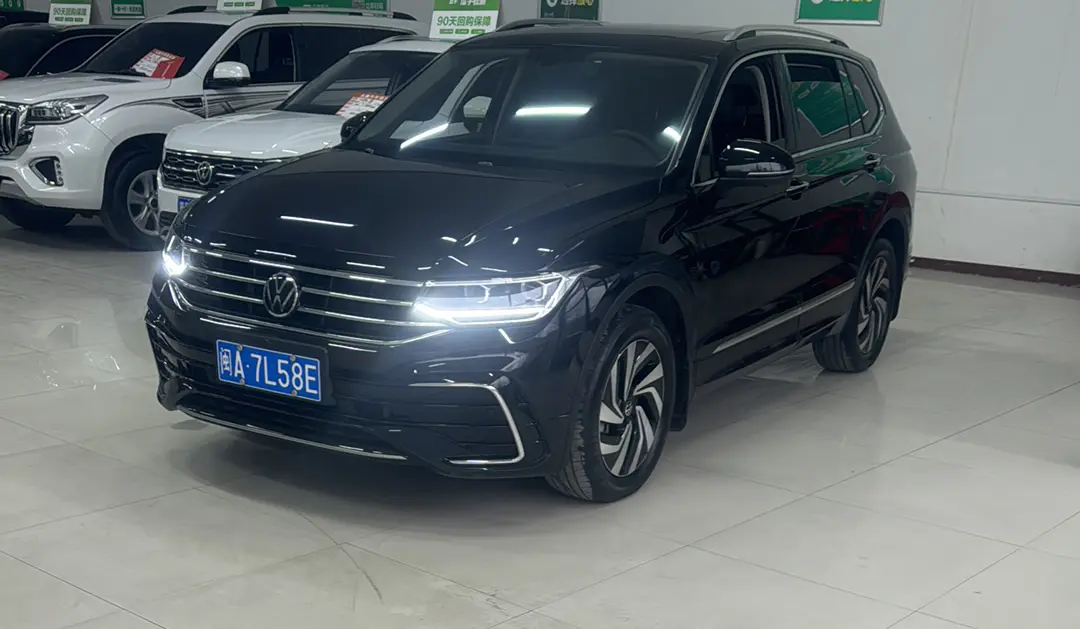 Volkswagen Tiguan L  из Китая
