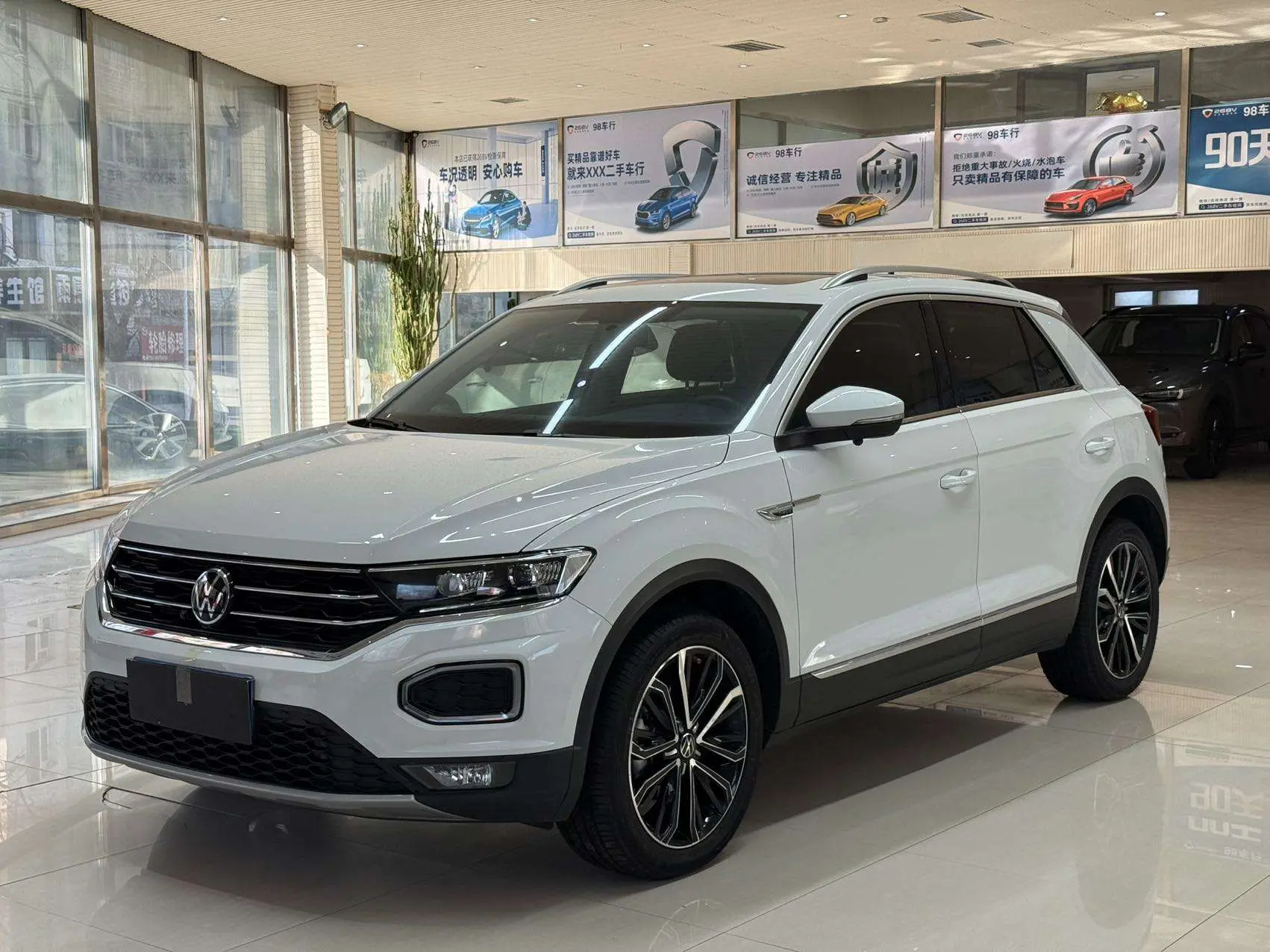 Volkswagen T-Roc  из Китая