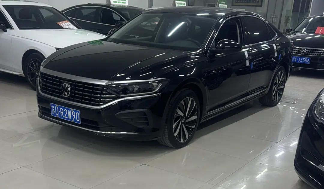 Volkswagen Passat  из Китая