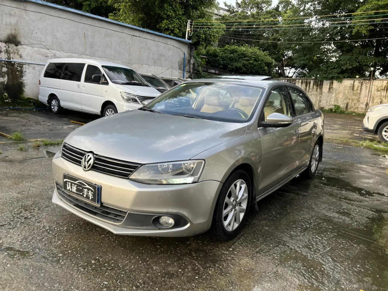 Volkswagen Sagitar  из Китая