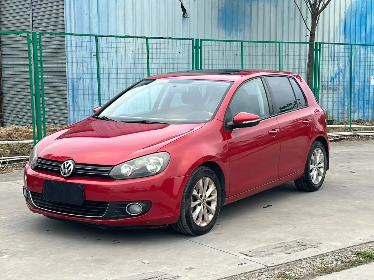 Volkswagen Golf  из Китая