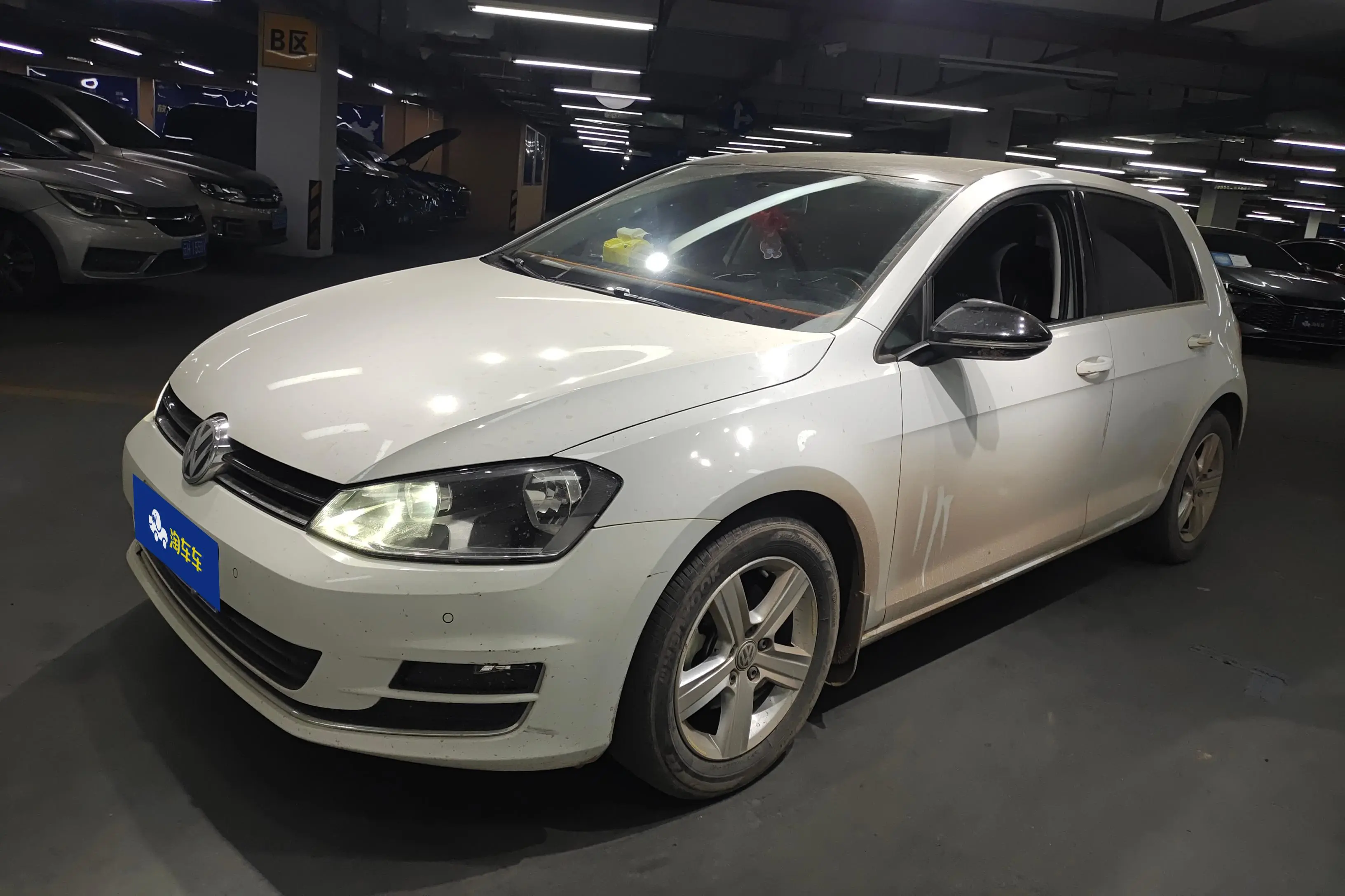 Volkswagen Golf  из Китая