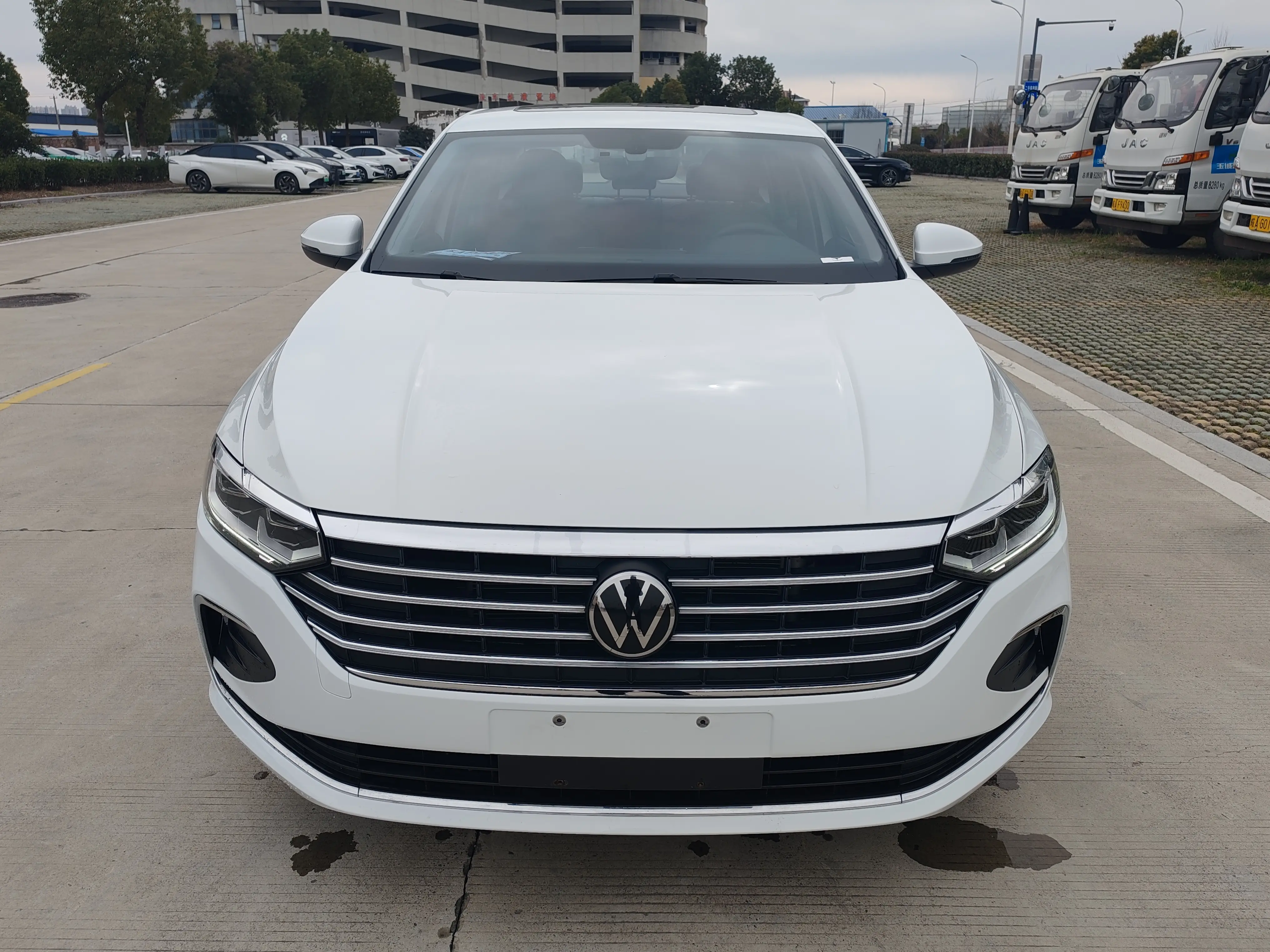 Volkswagen Lavida  из Китая