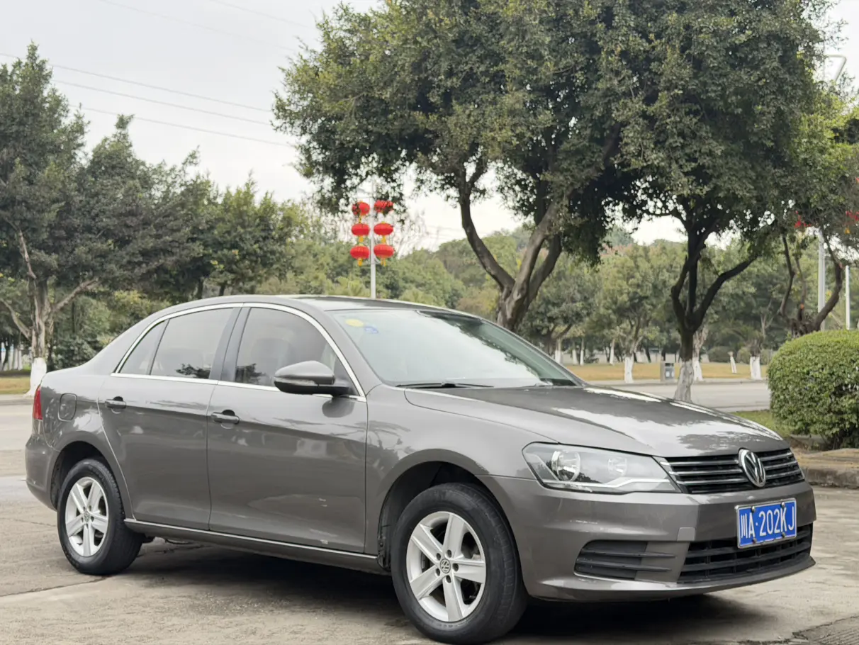 Volkswagen Bora  из Китая