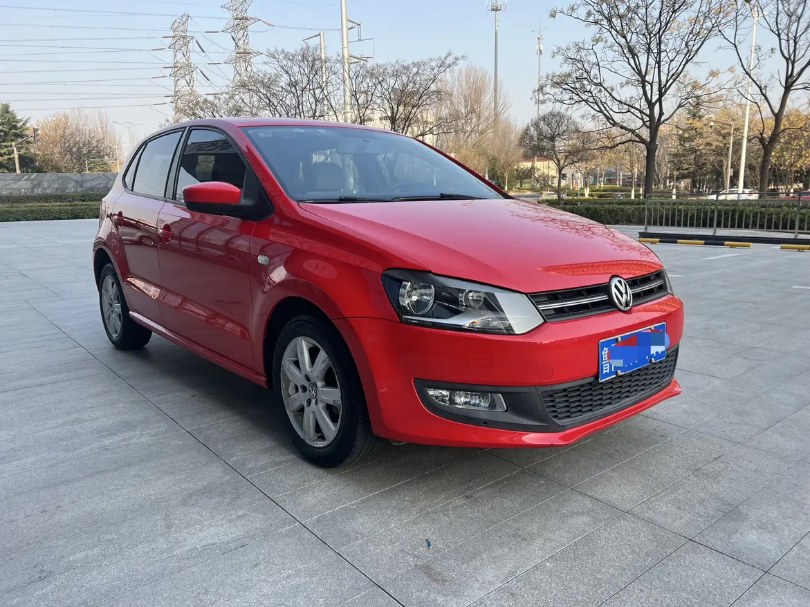 Volkswagen Polo  из Китая