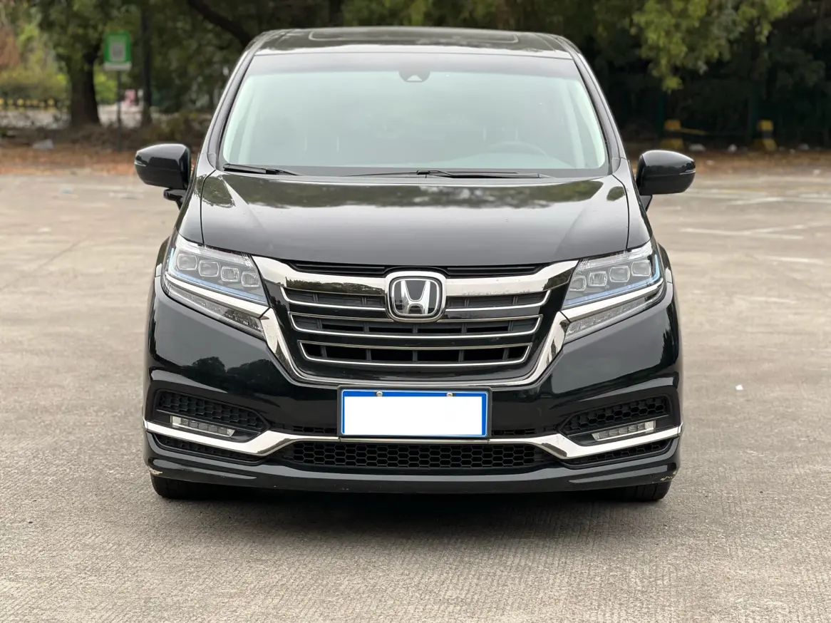 Honda Elysion (Alison)  из Китая