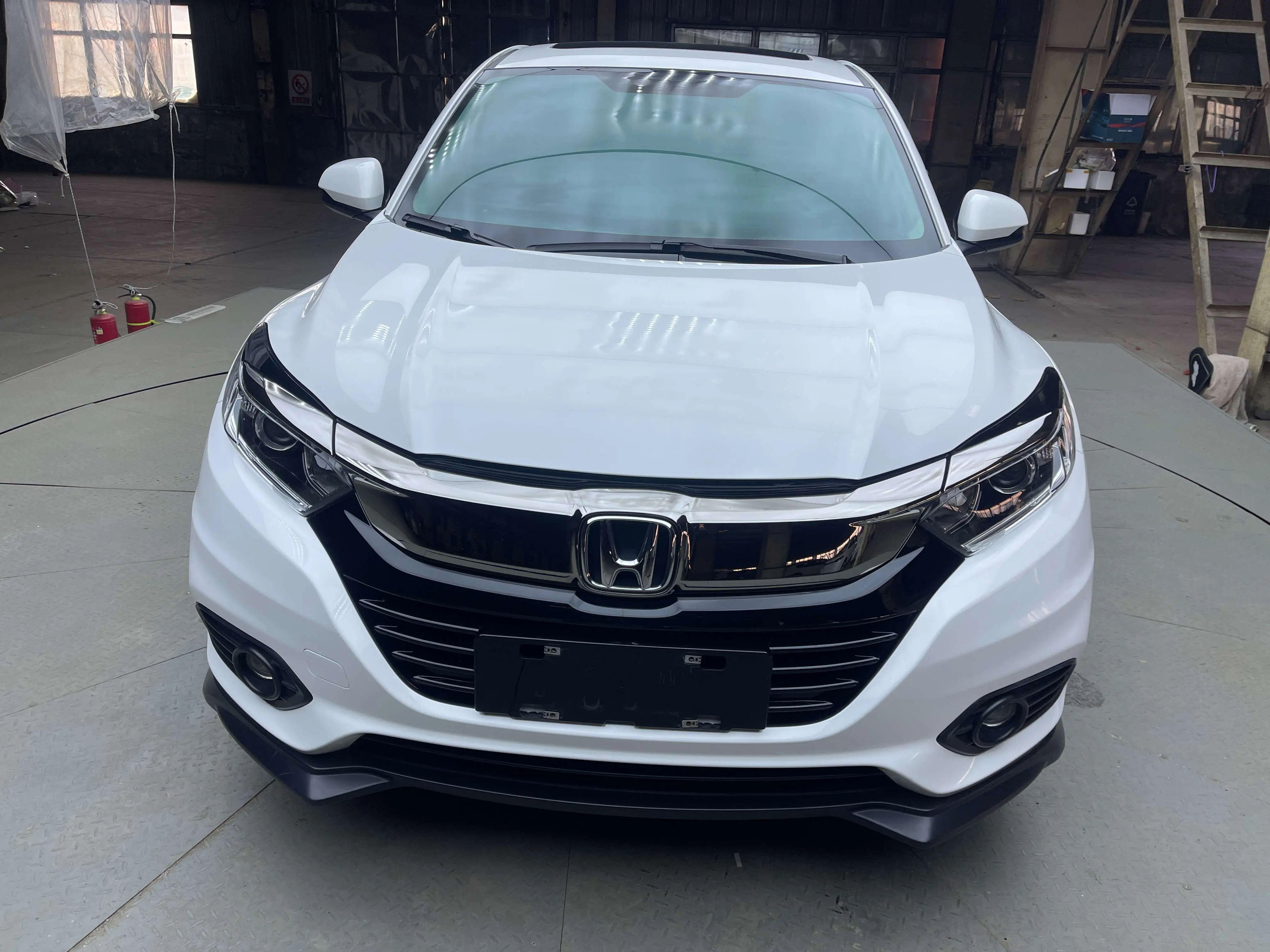 Honda Vezel (Binzhi)  из Китая