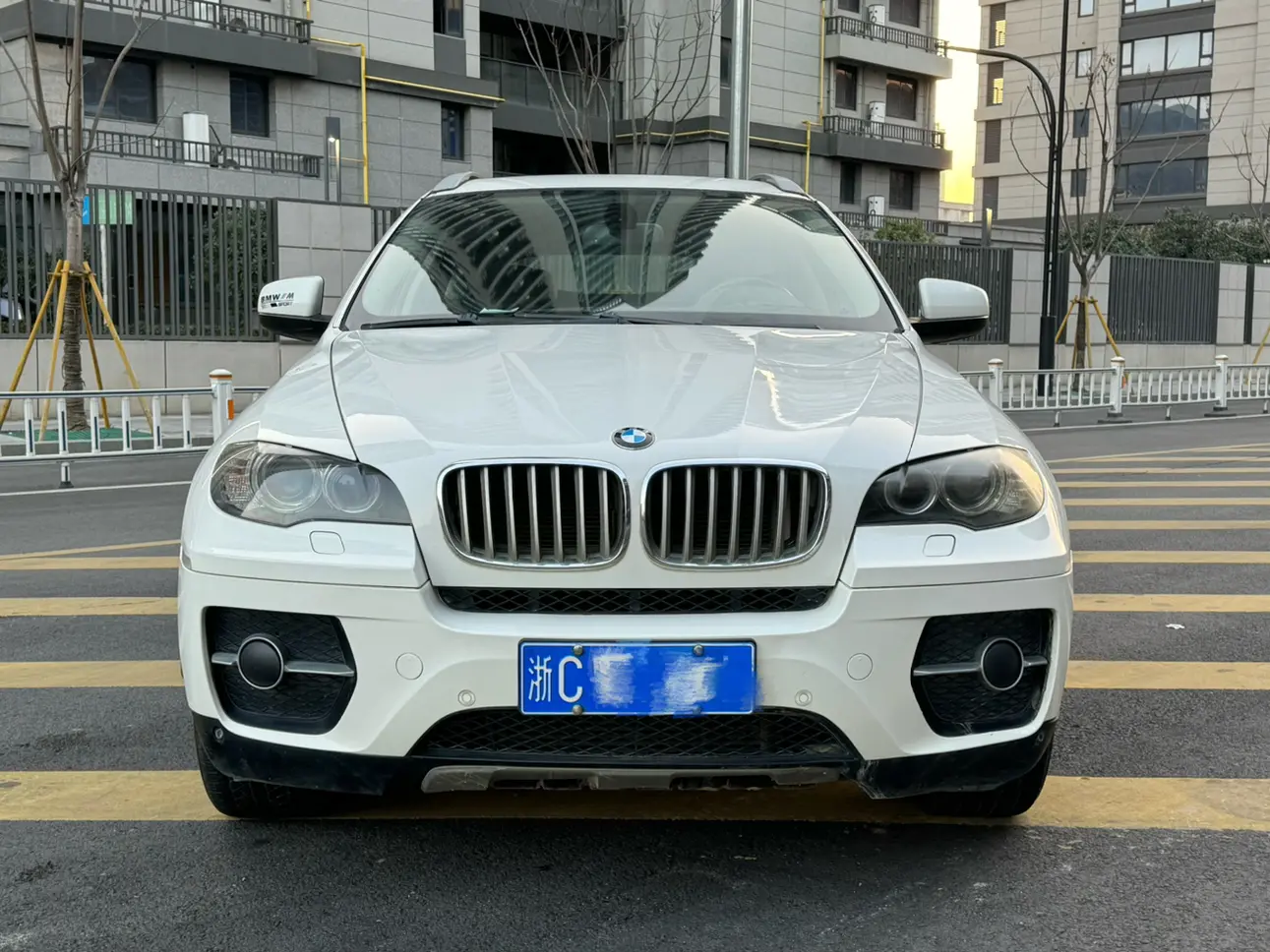 BMW X6  из Китая