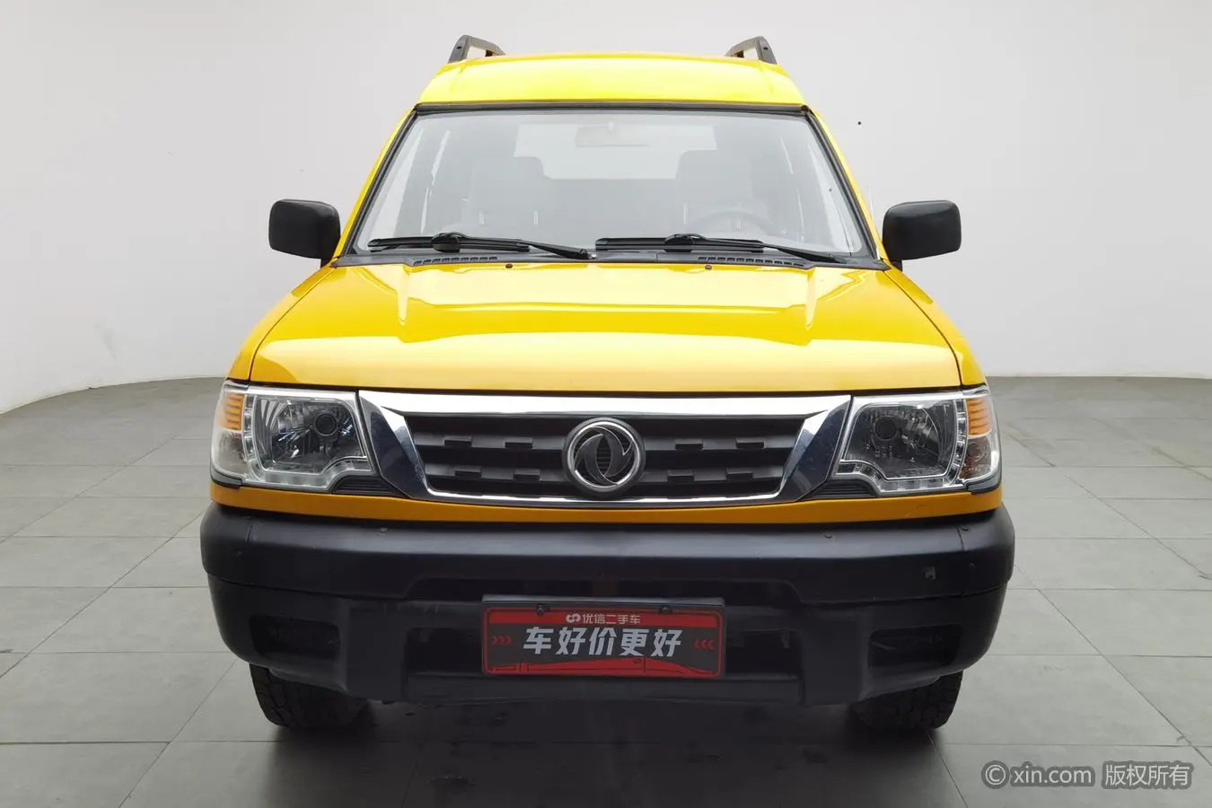 Dongfeng Ruiqi multi-purpose vehicle  из Китая