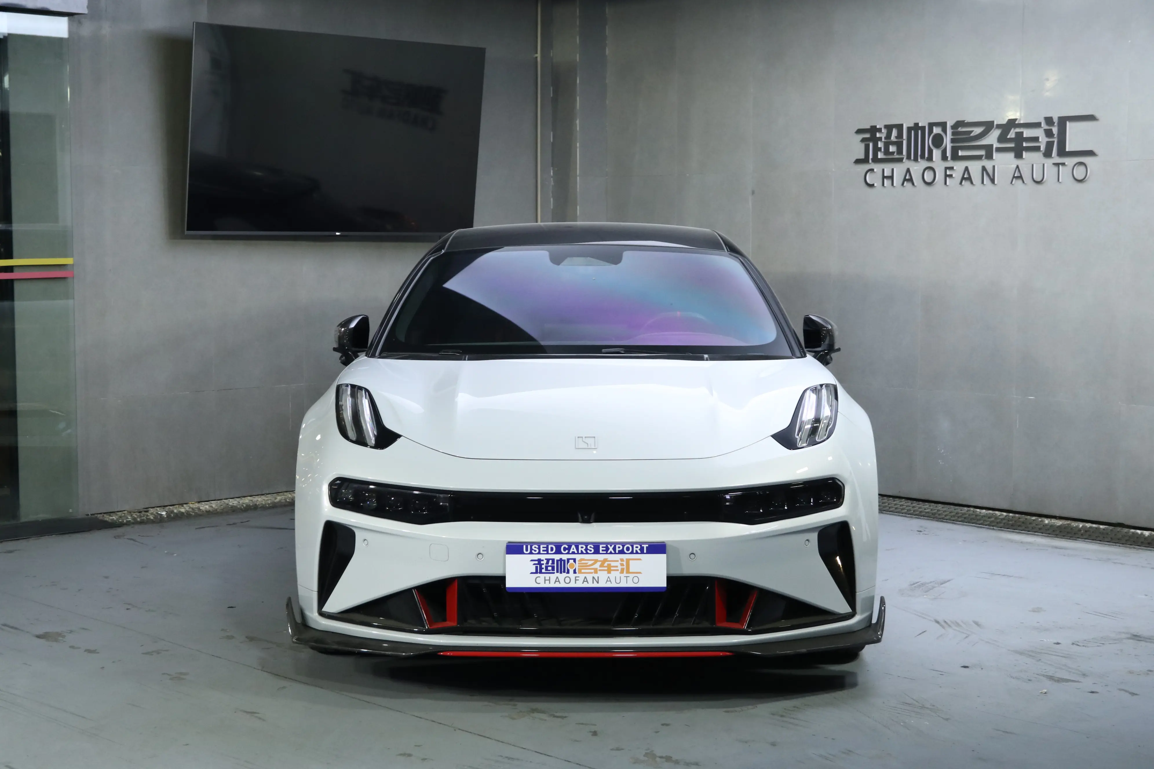 ZEEKR 001 FR  из Китая