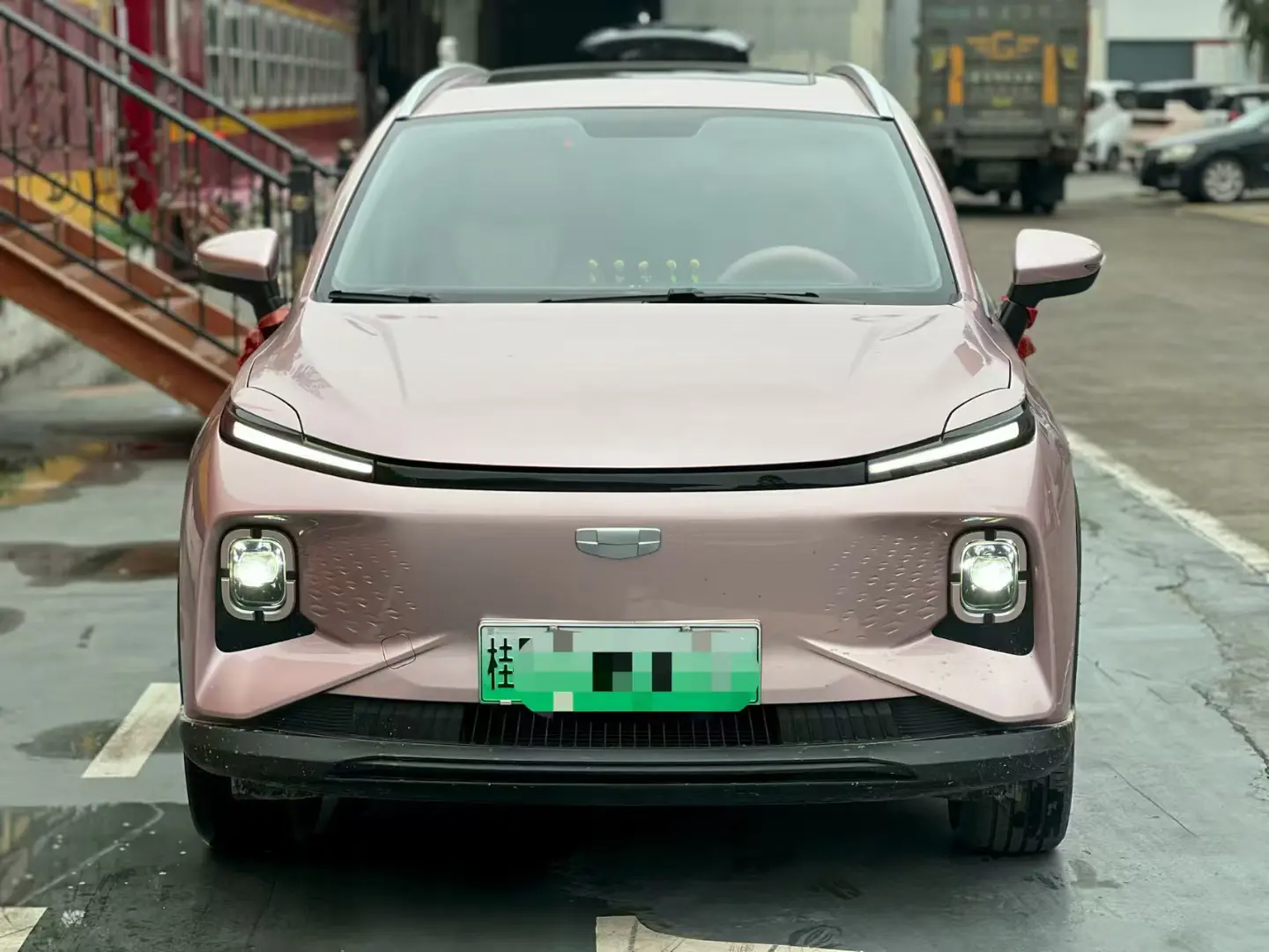 Geely Geometry E Firefly  из Китая