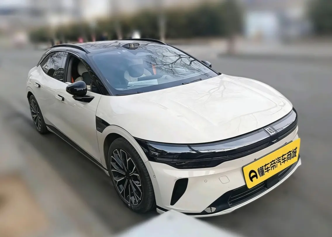 ZEEKR 007GT  из Китая