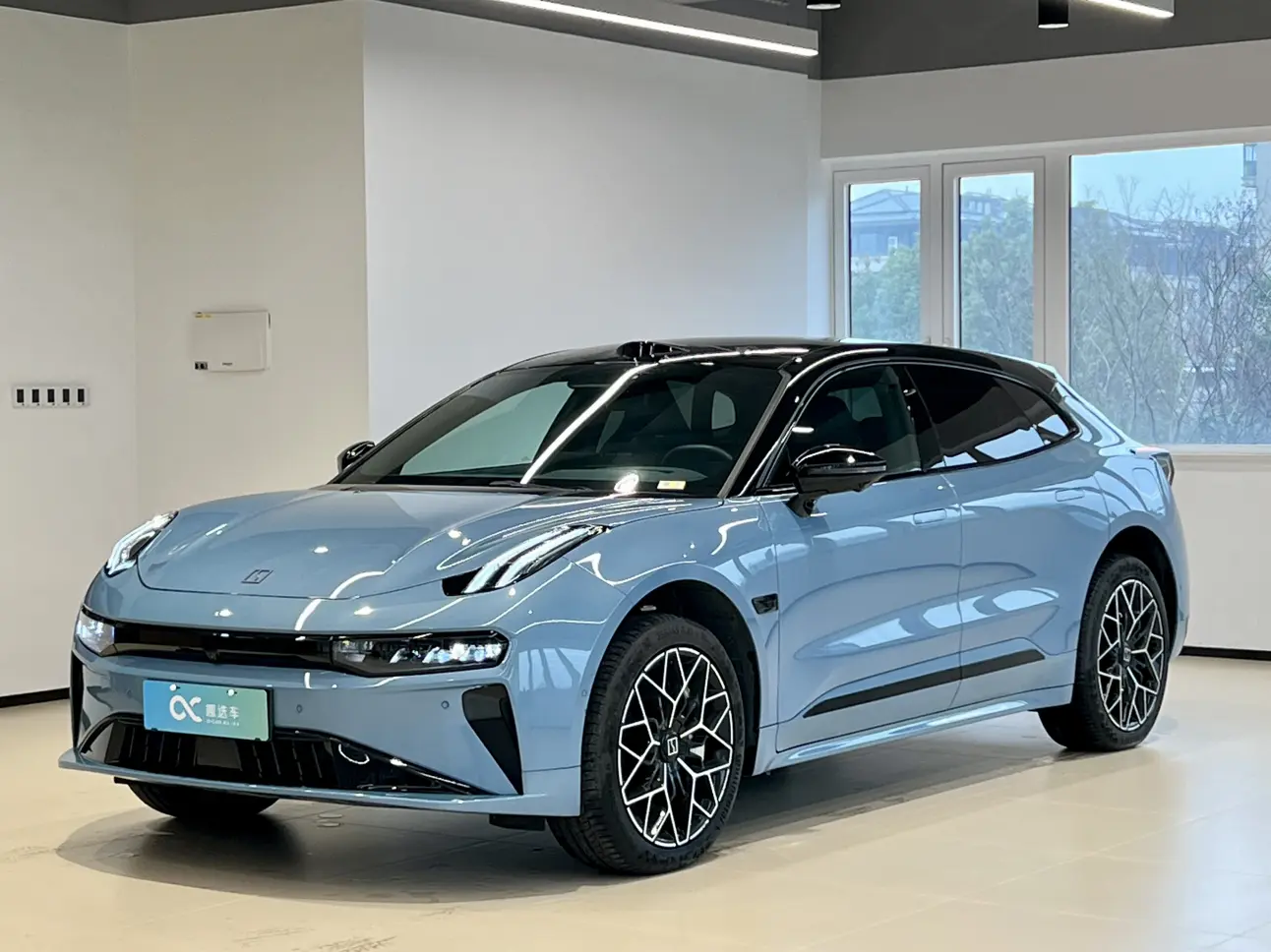 ZEEKR 001  из Китая