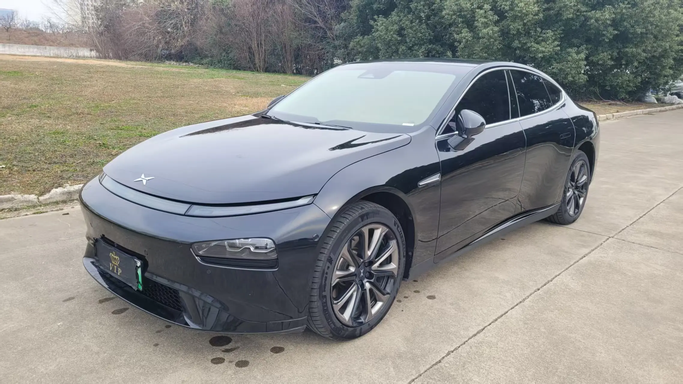 Xpeng P7  из Китая