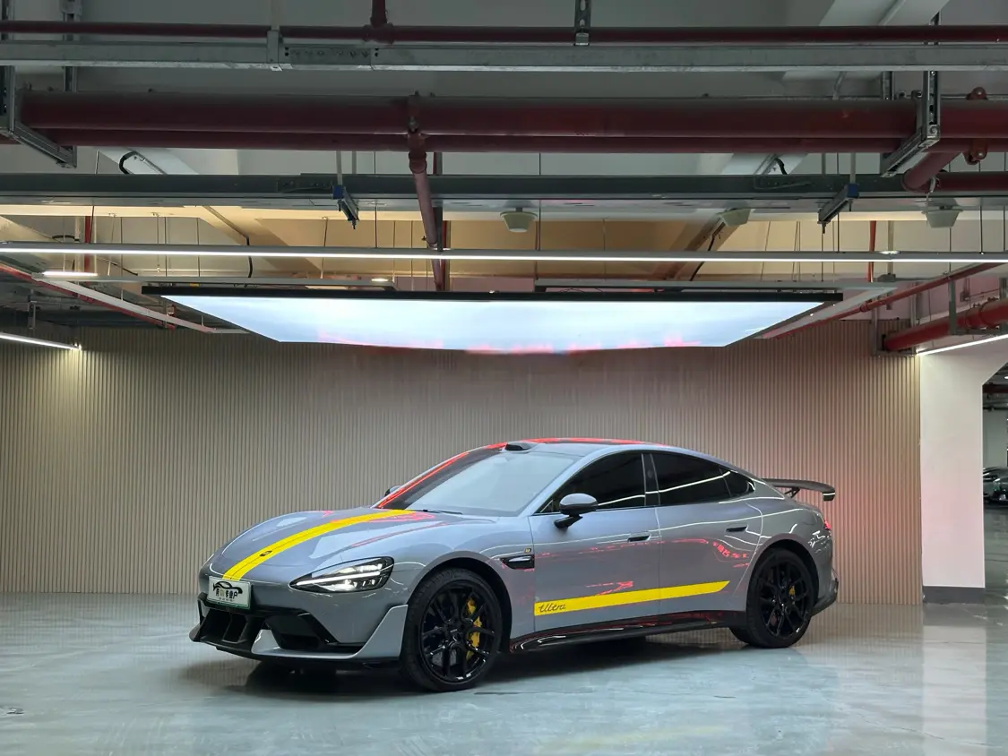 Xiaomi car Xiaomi SU7 Ultra  из Китая