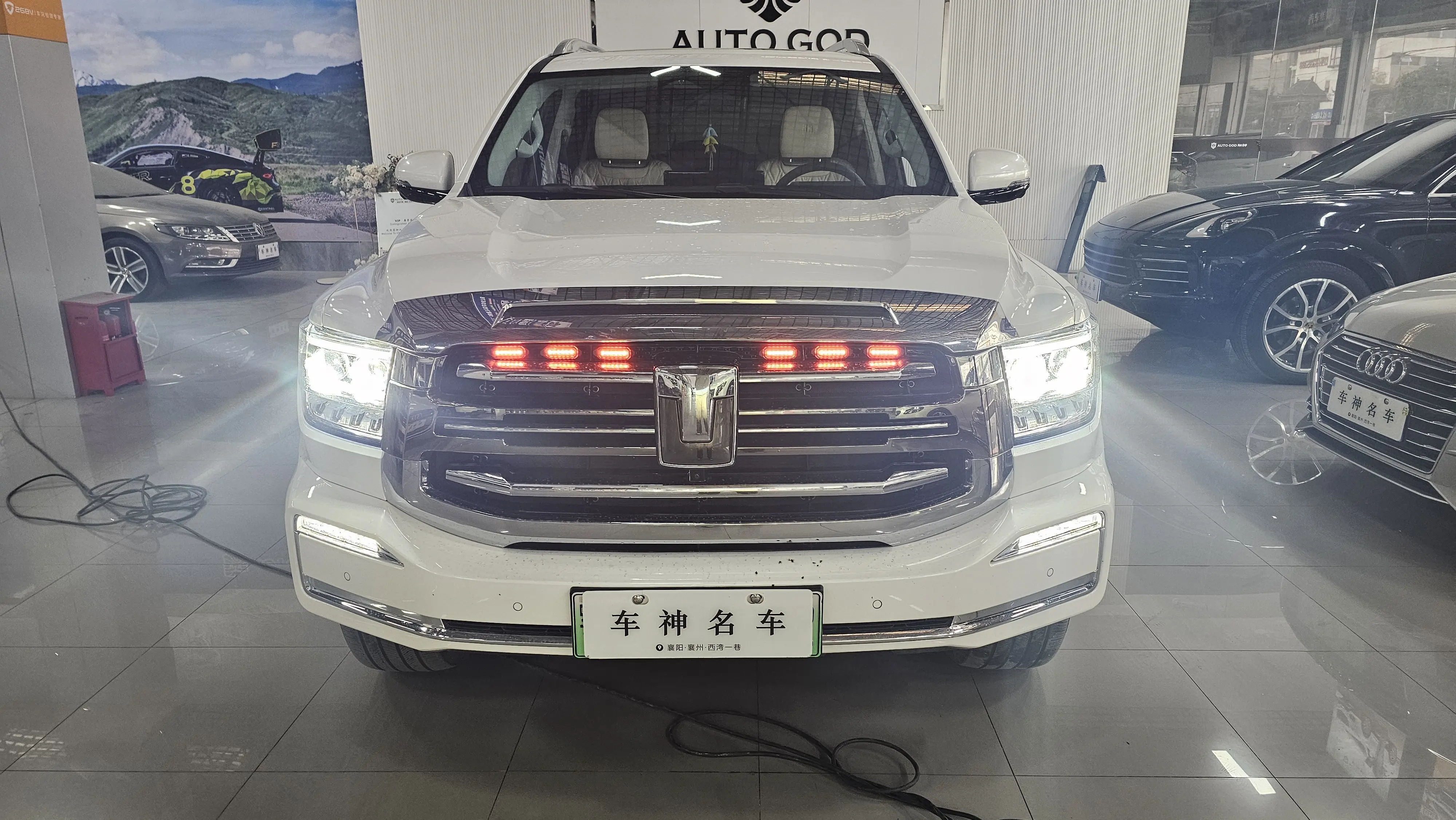 Tank 500 Hi4-Z  из Китая