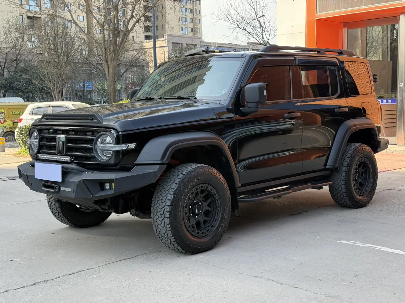 Tank 300  из Китая