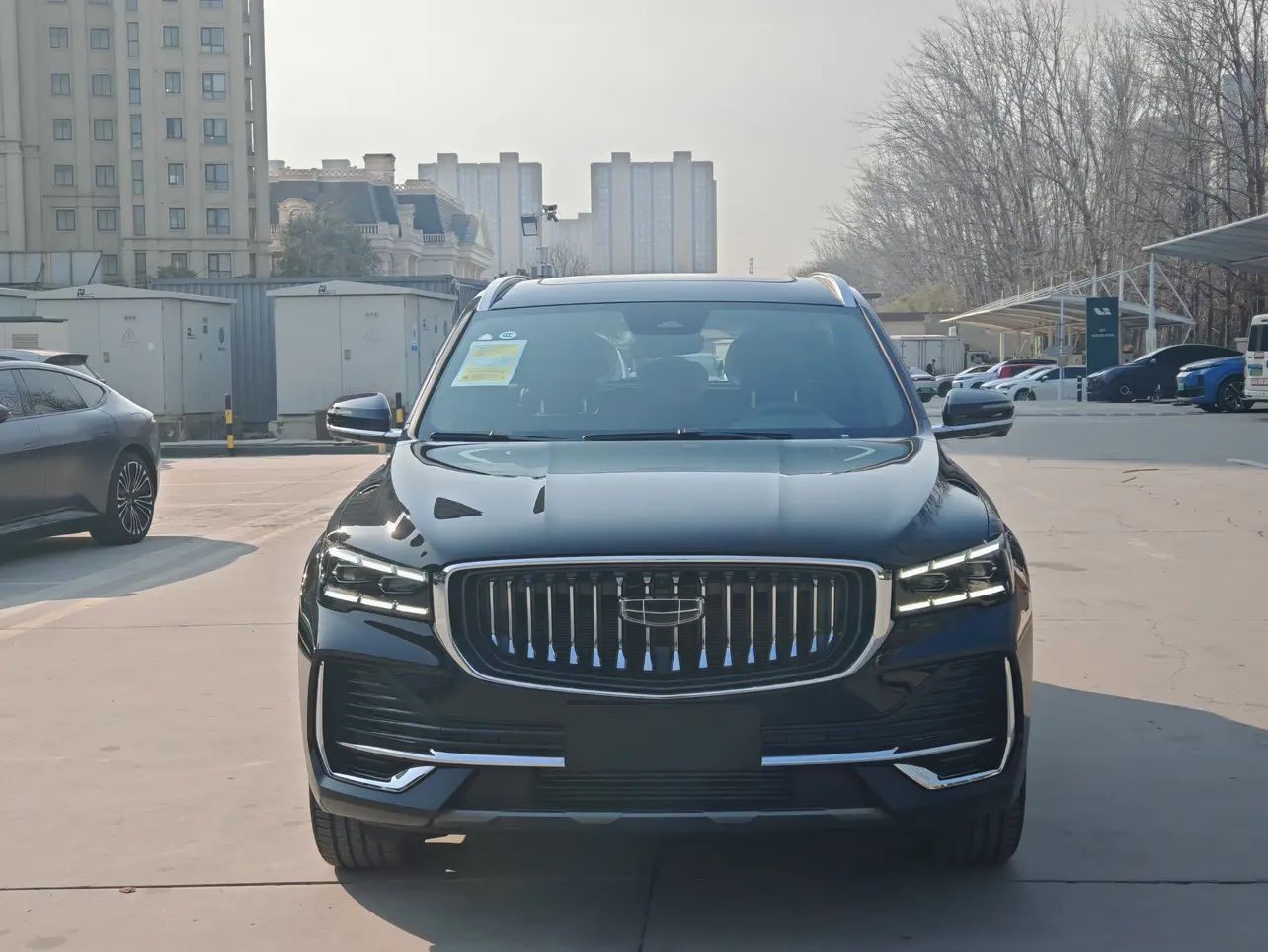 Geely Monjaro (Xingyue L)  из Китая