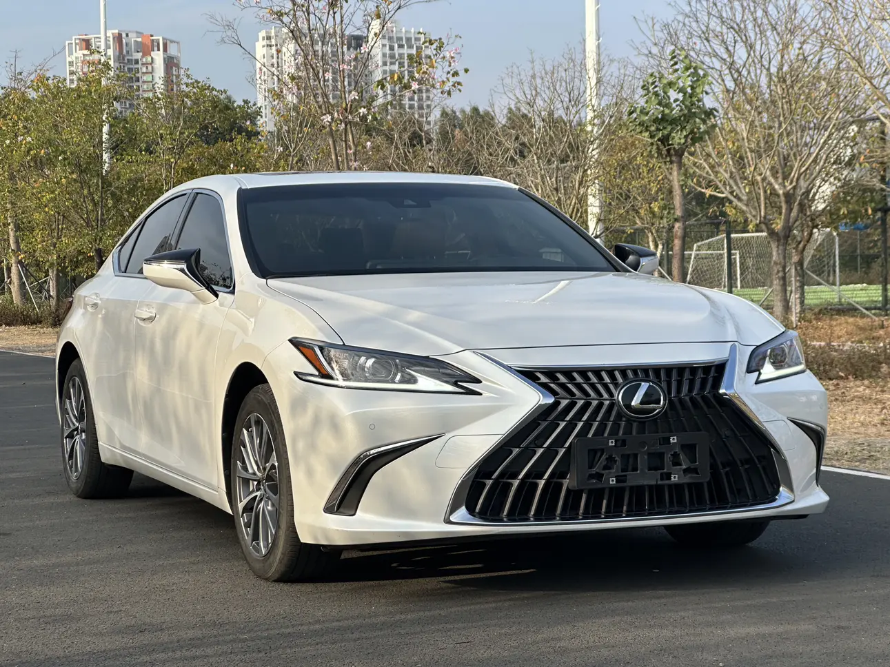 Lexus ES