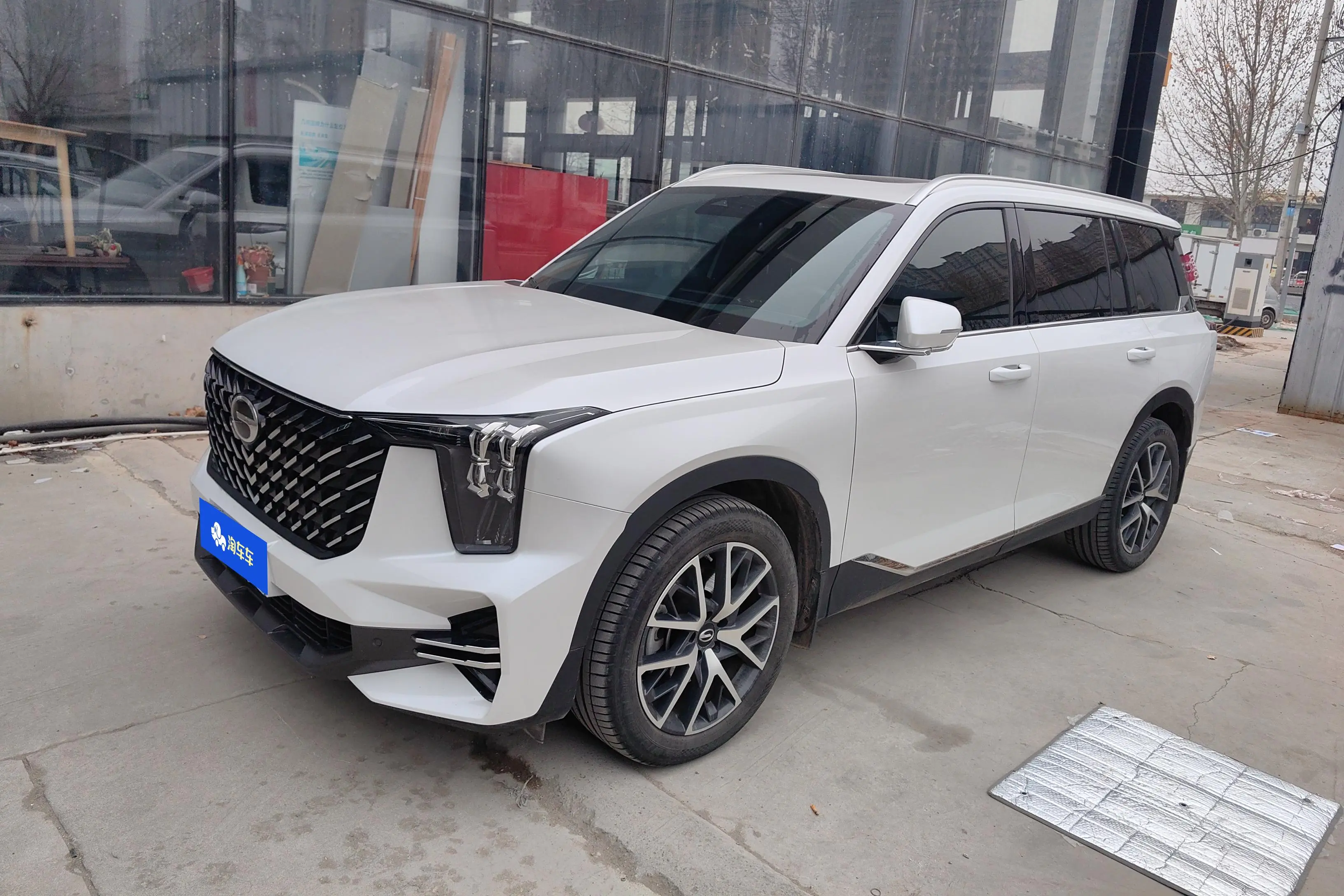 GAC Trumpchi GS8  из Китая