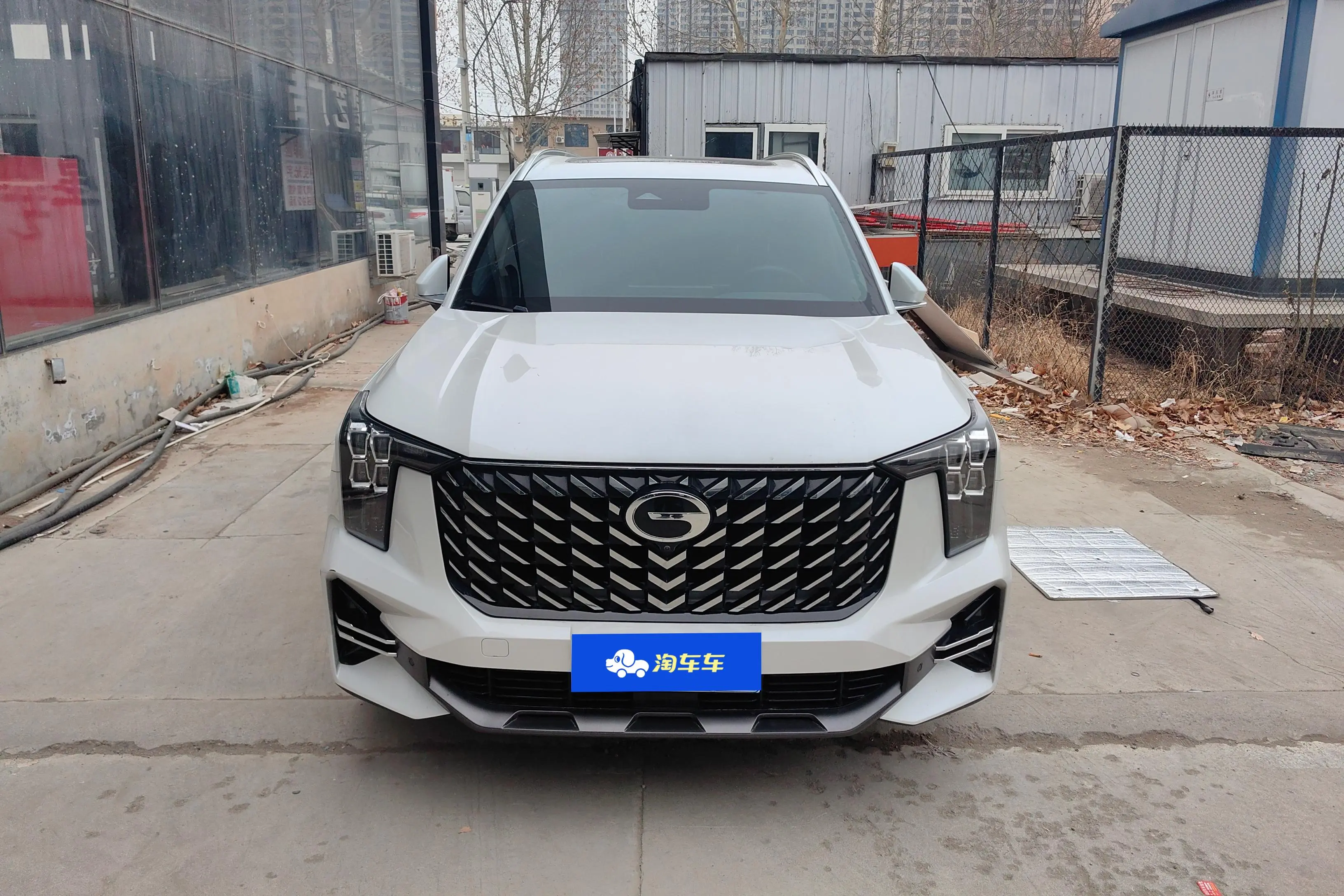 GAC Trumpchi GS8  из Китая