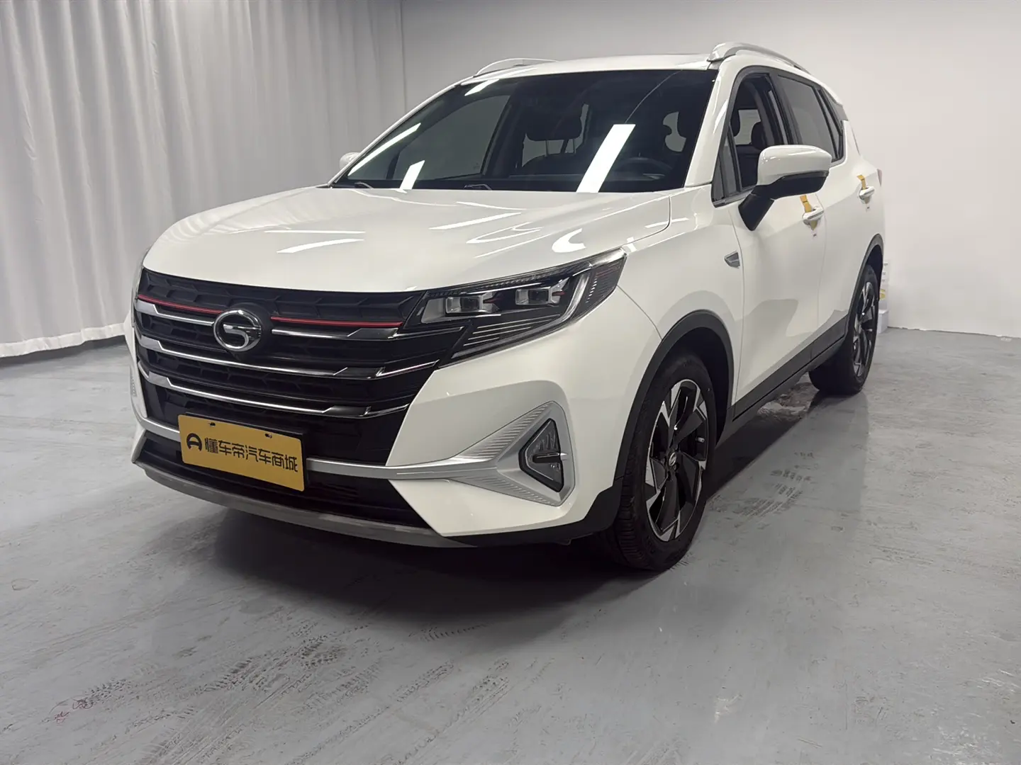 GAC Trumpchi GS3  из Китая
