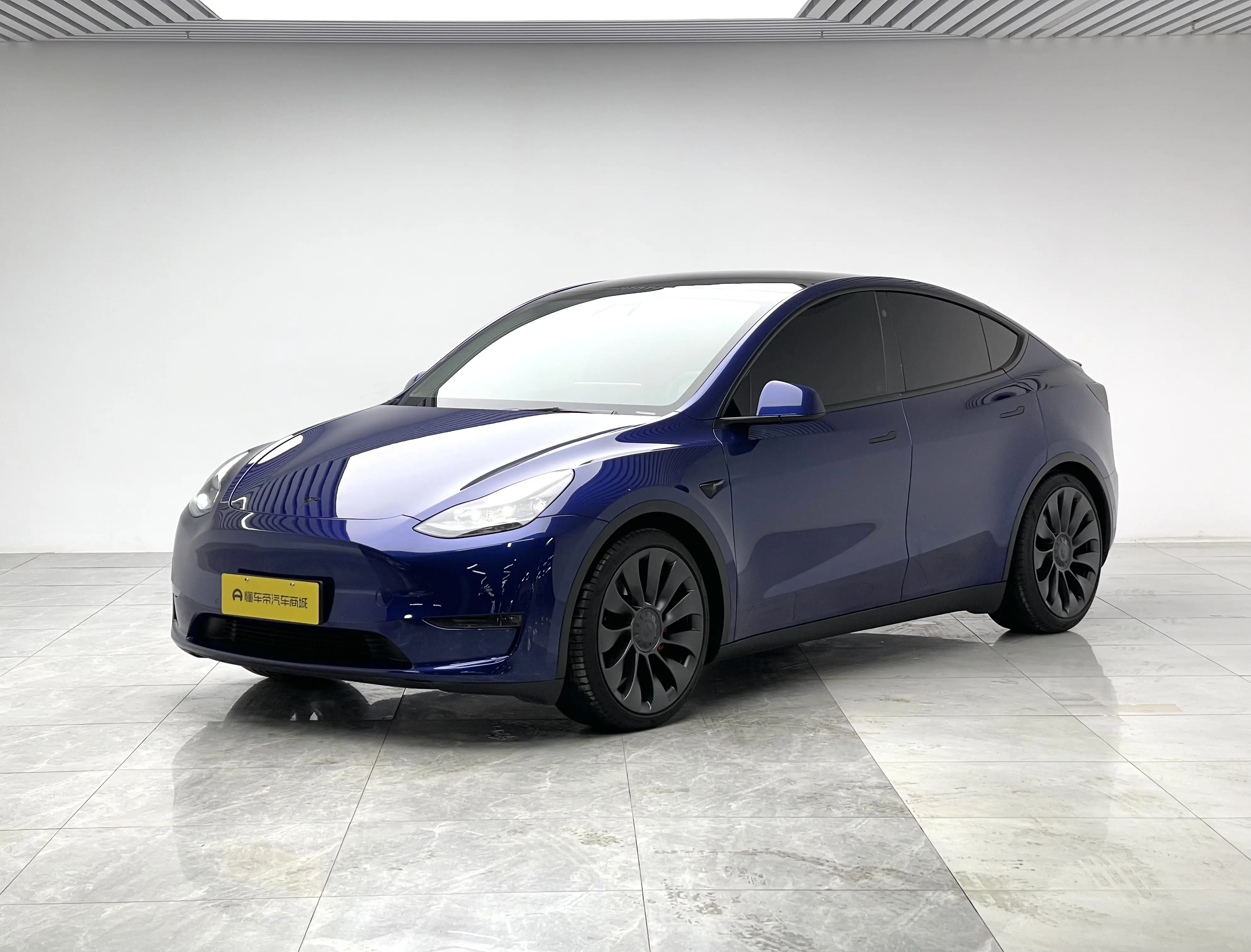 Tesla Model Y  из Китая