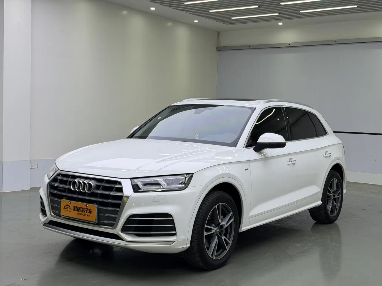 Audi Q5L  из Китая