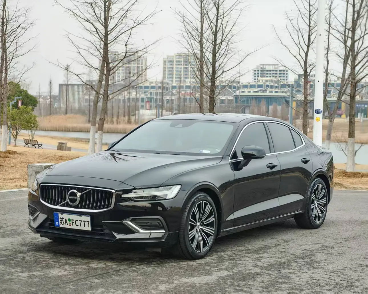 Volvo S60