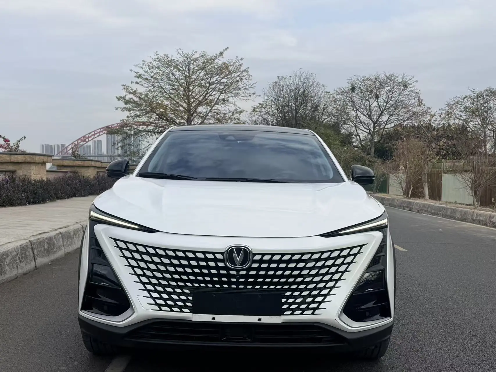 Changan UNI-T  из Китая