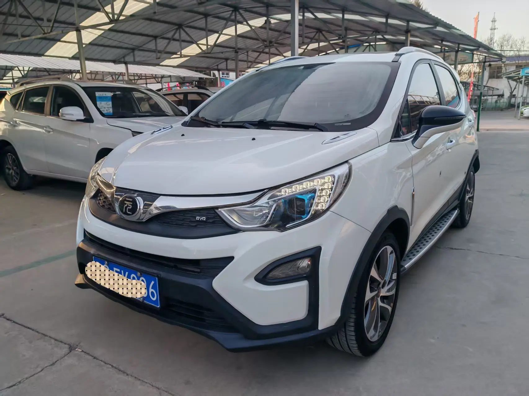 BYD Yuan  из Китая