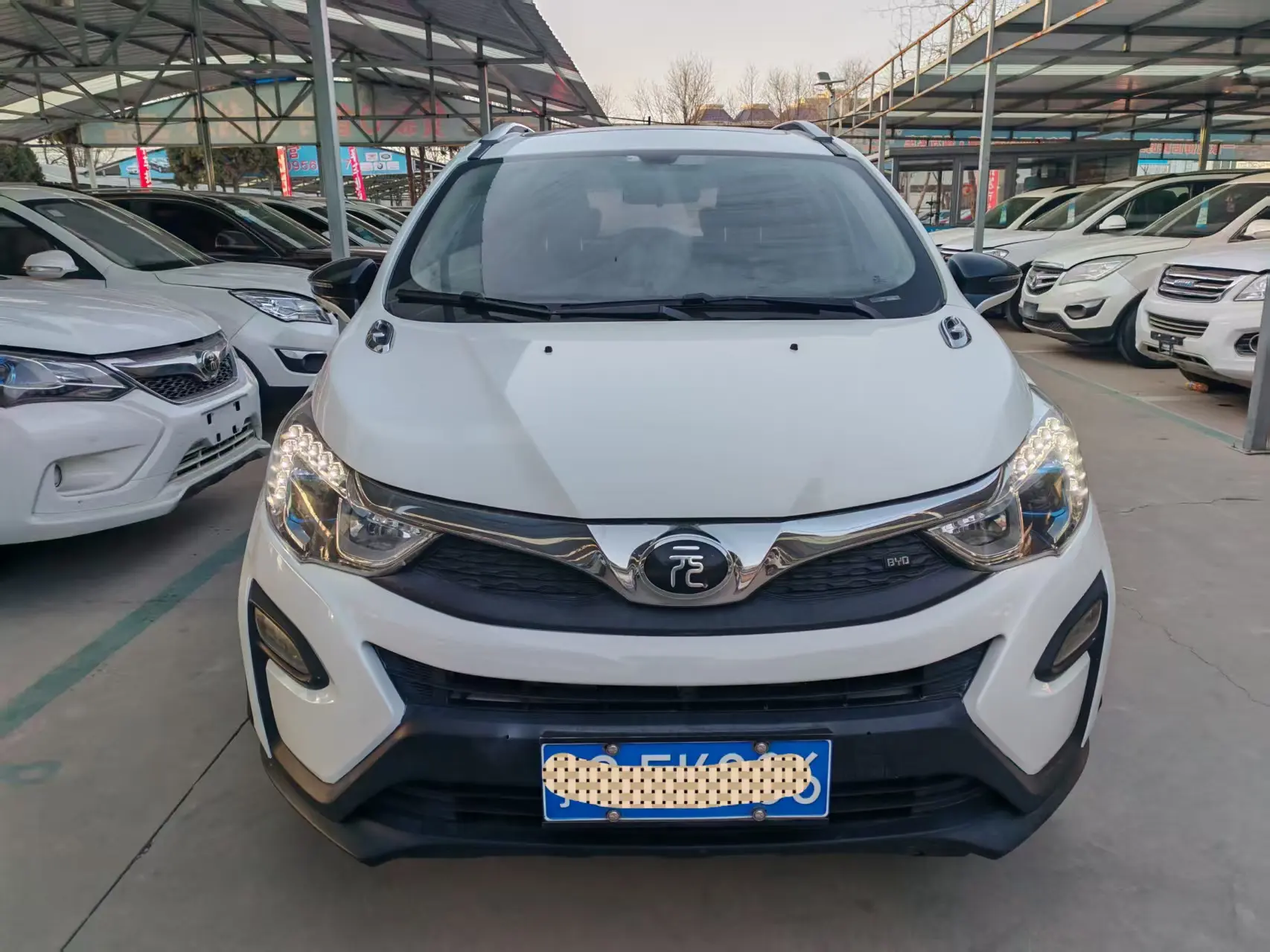 BYD Yuan  из Китая