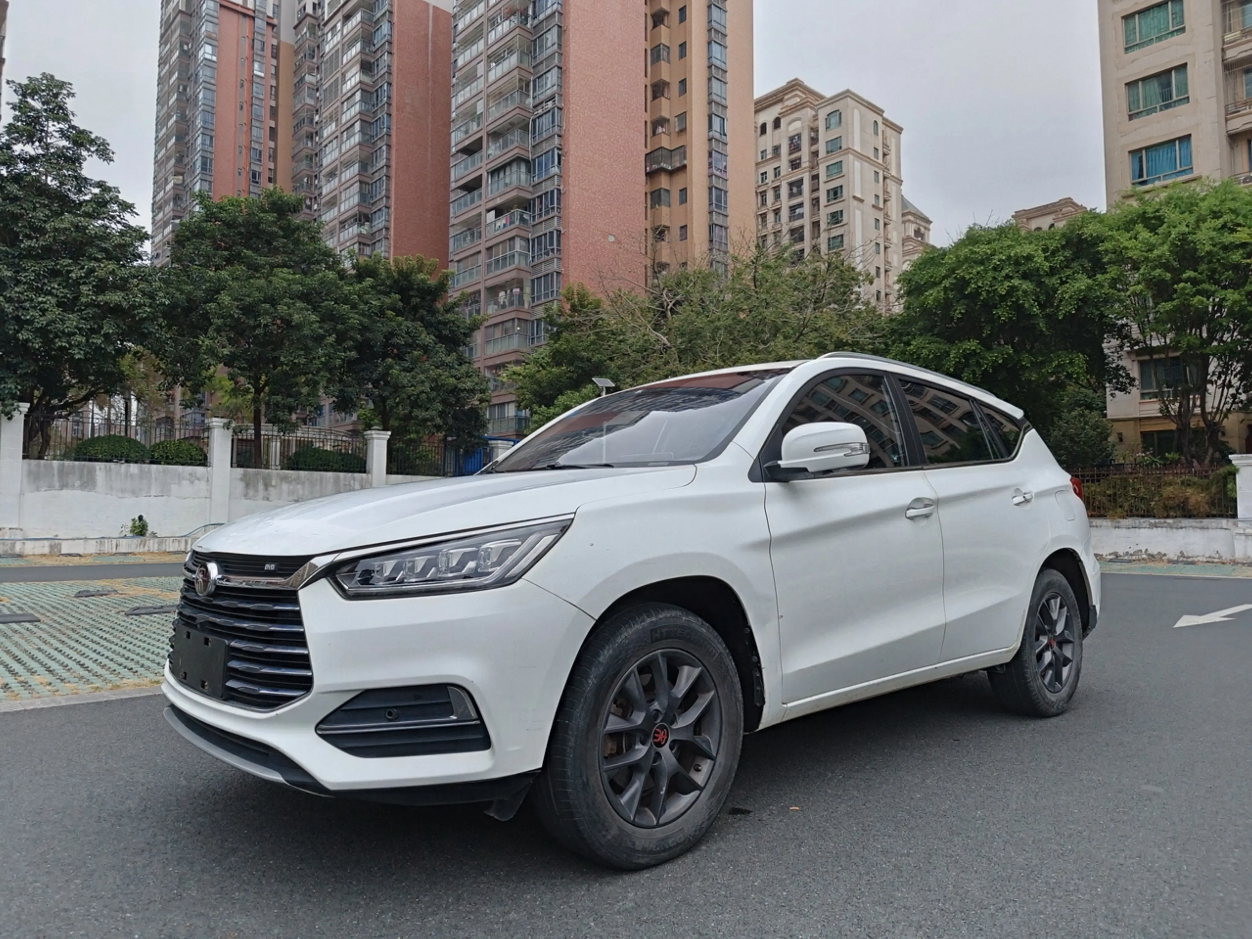BYD Song
