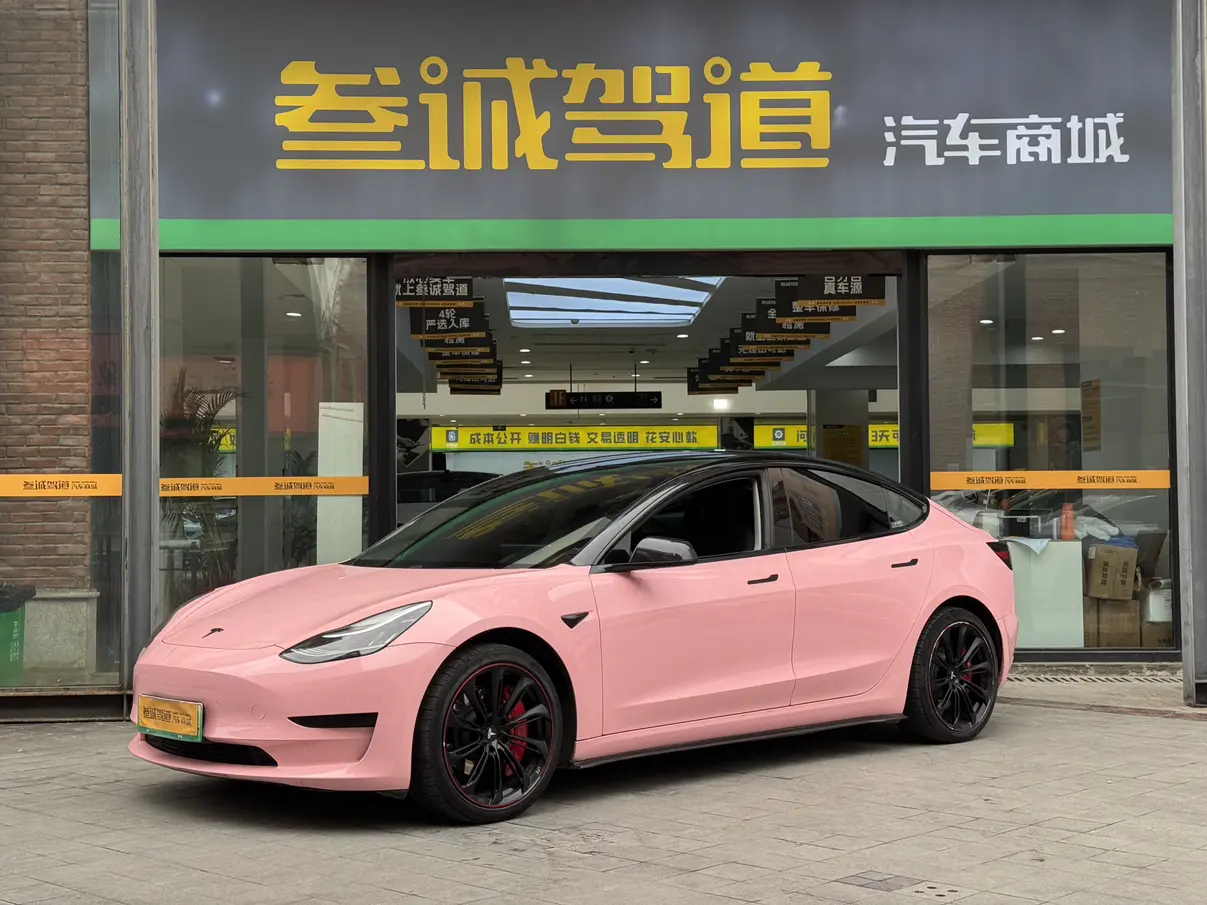 Tesla Model 3  из Китая