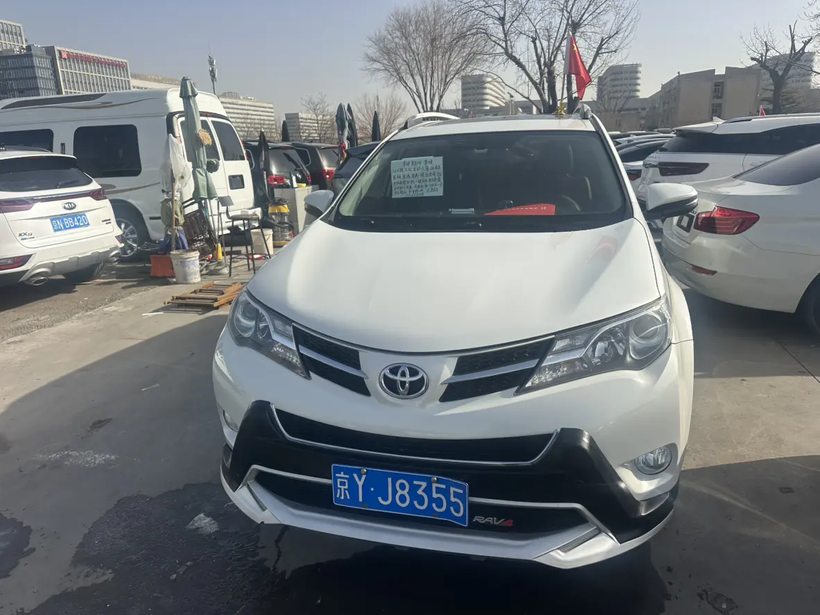 Toyota RAV4  из Китая