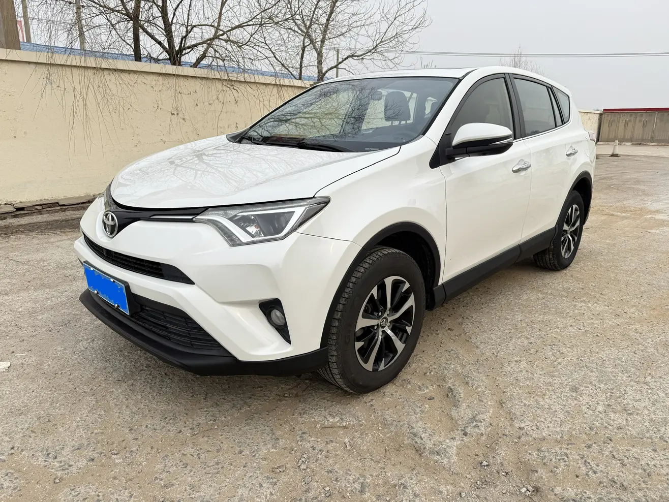 Toyota RAV4  из Китая