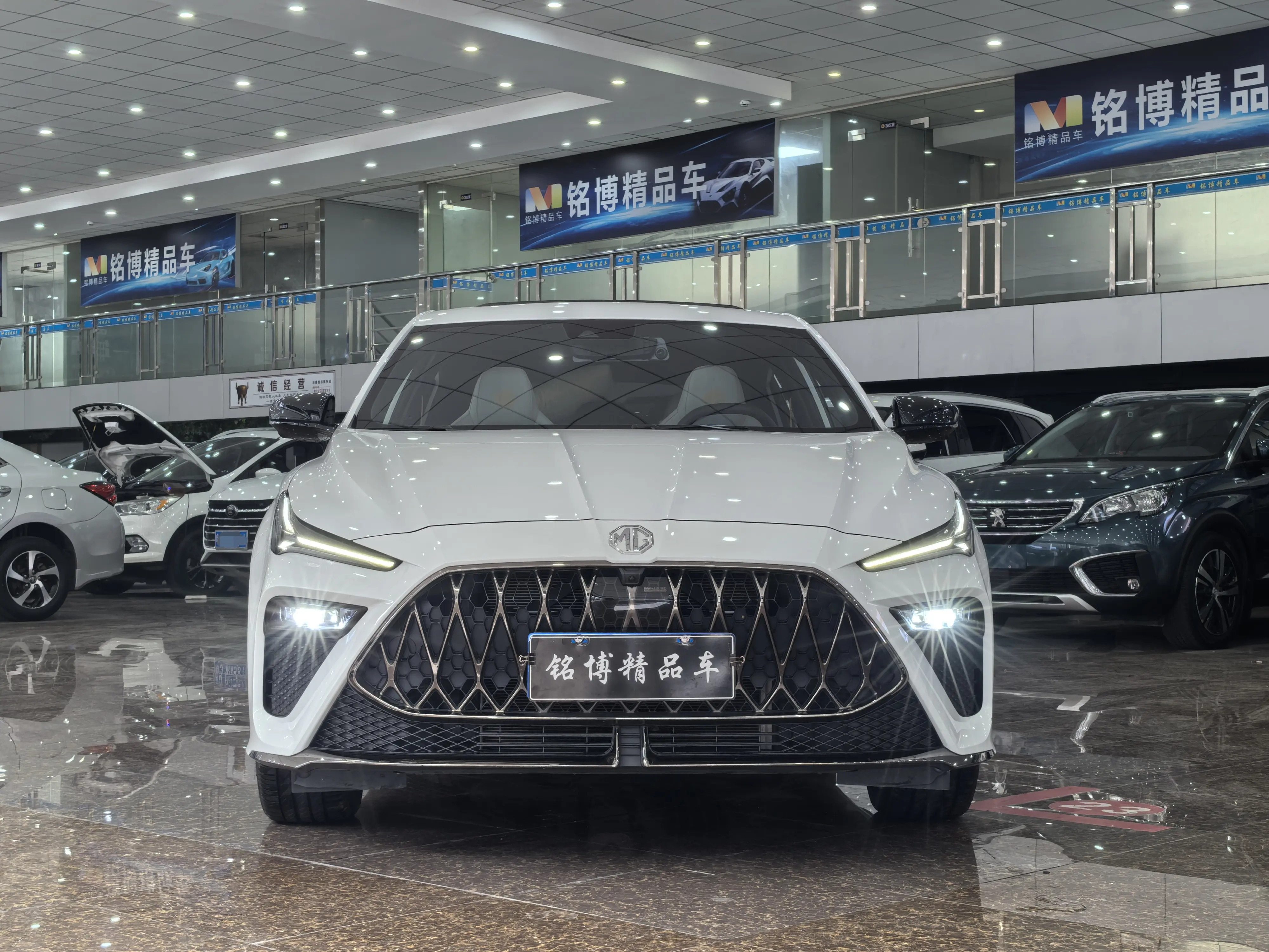 MG 5 Scorpio  из Китая