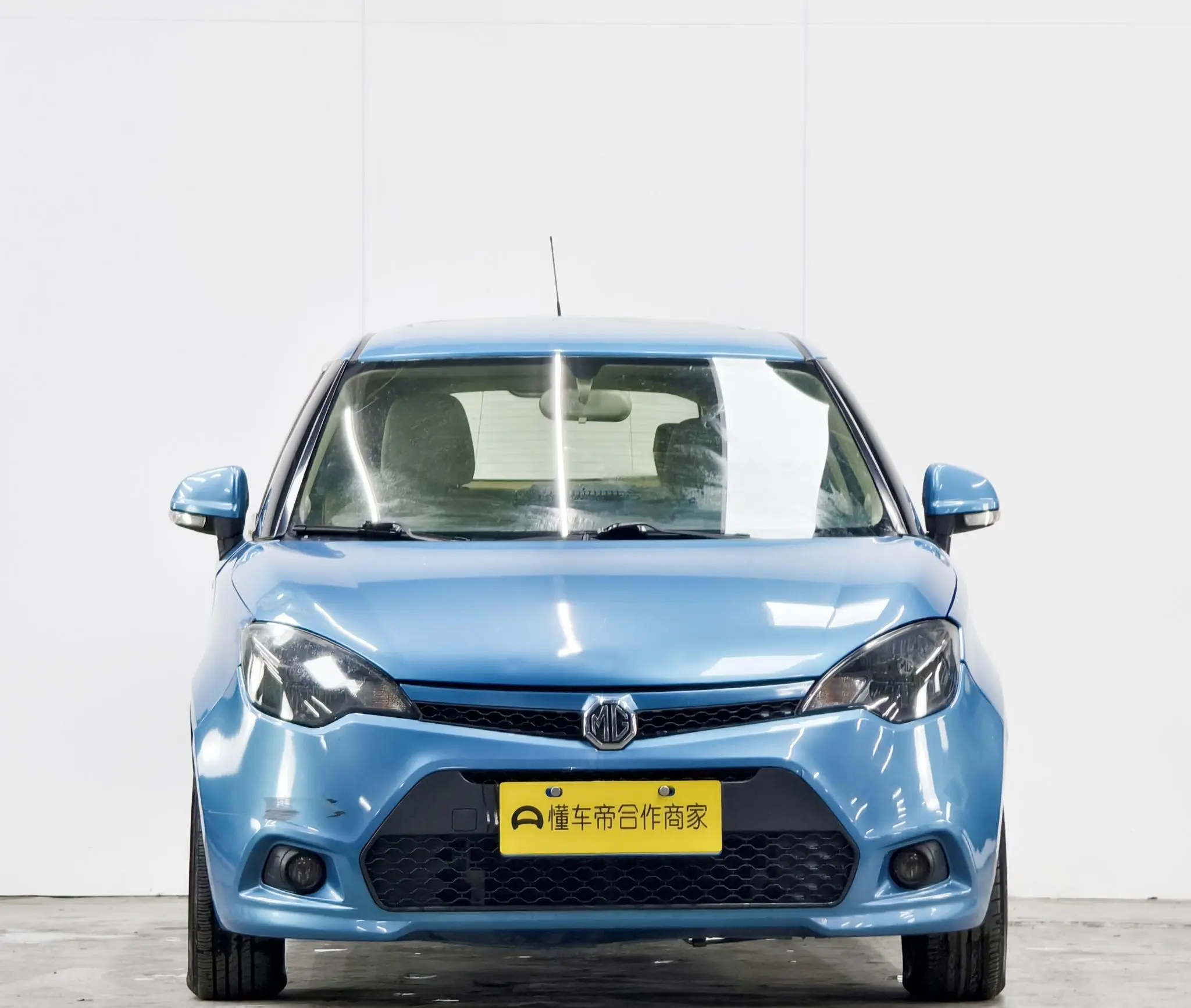 MG 3  из Китая